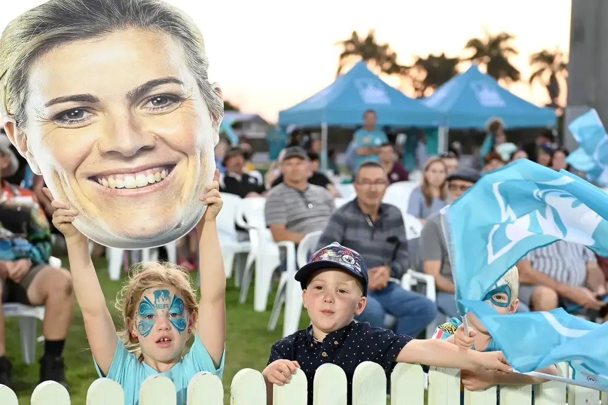 Georgia redmayne fan WBBL 2022 Getty