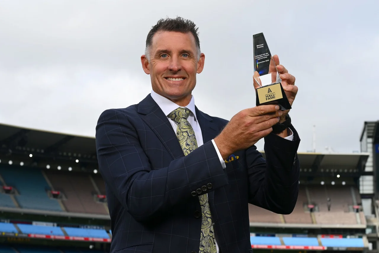 Michael hussey HOF CA.scorimg