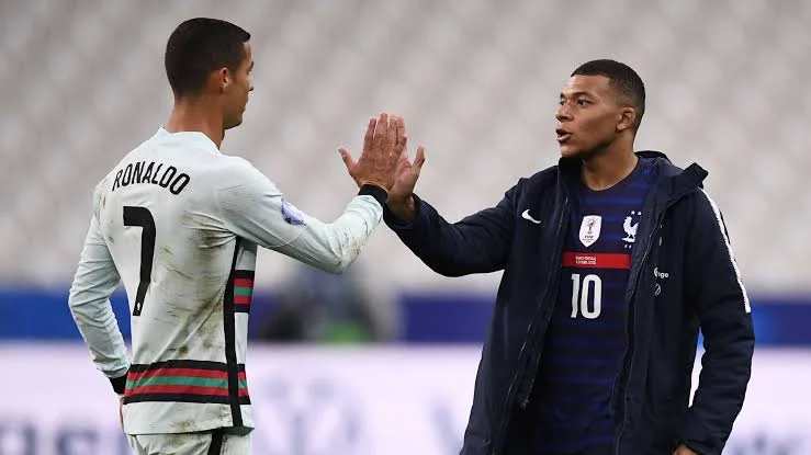 cristiano ronaldo kylian mbappe Goal com.scorimg