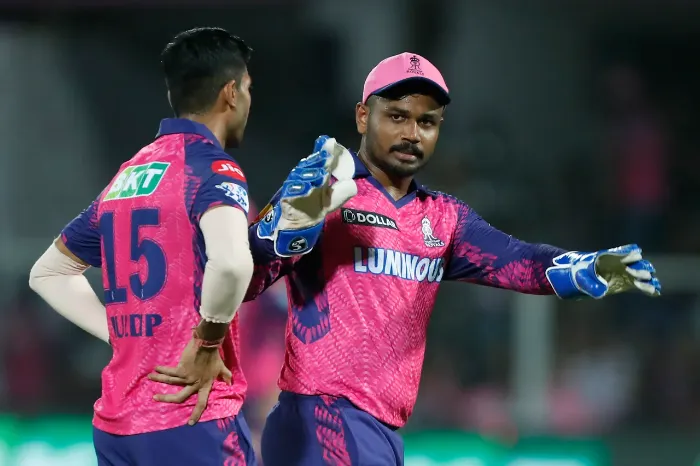IPL 2023, RR vs SRH | Twitter in disbelief as Sanju Samson manages to mess  up simple run-out twice