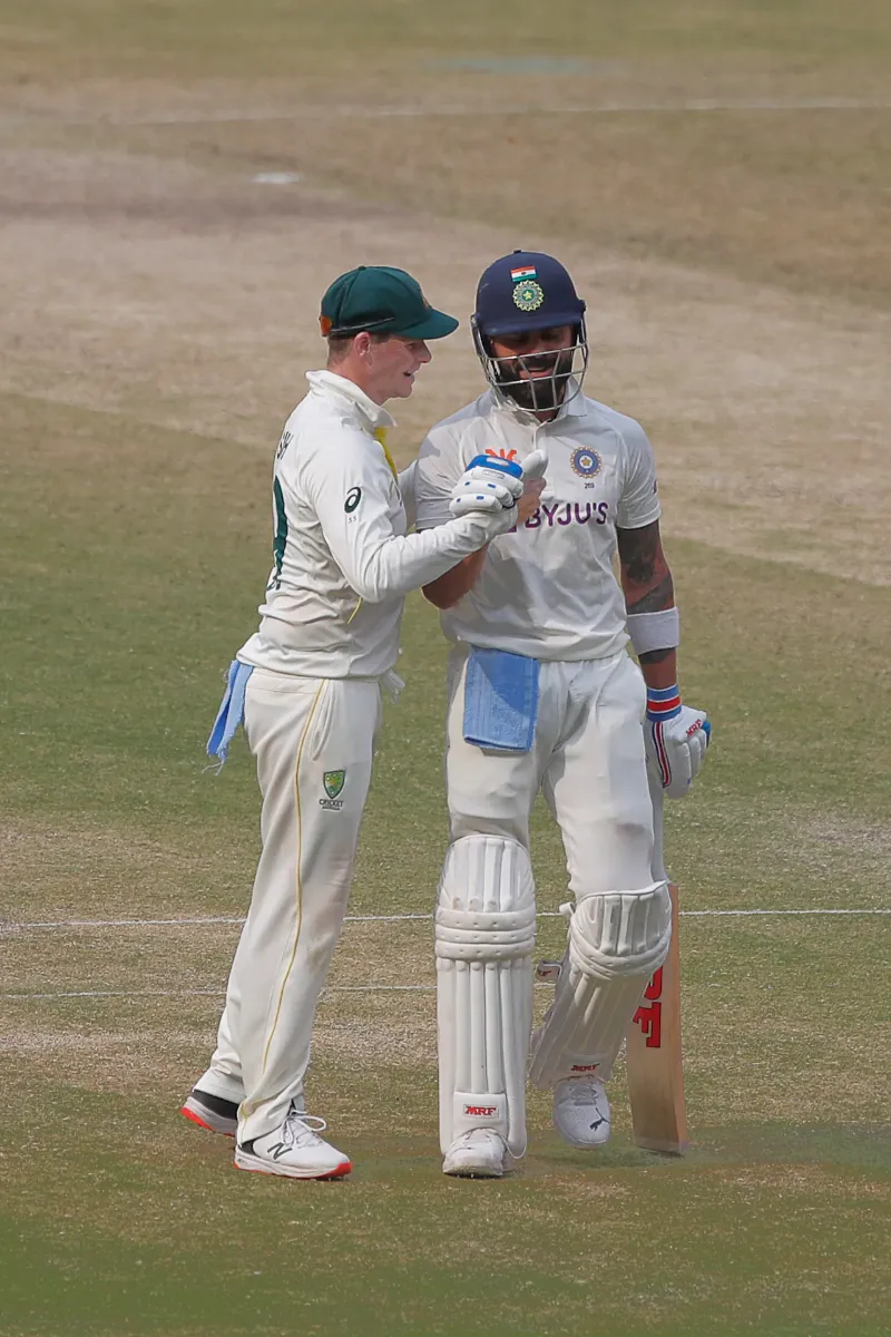 Kohli's shellshocked reaction to 4 consecutive fours off Umesh