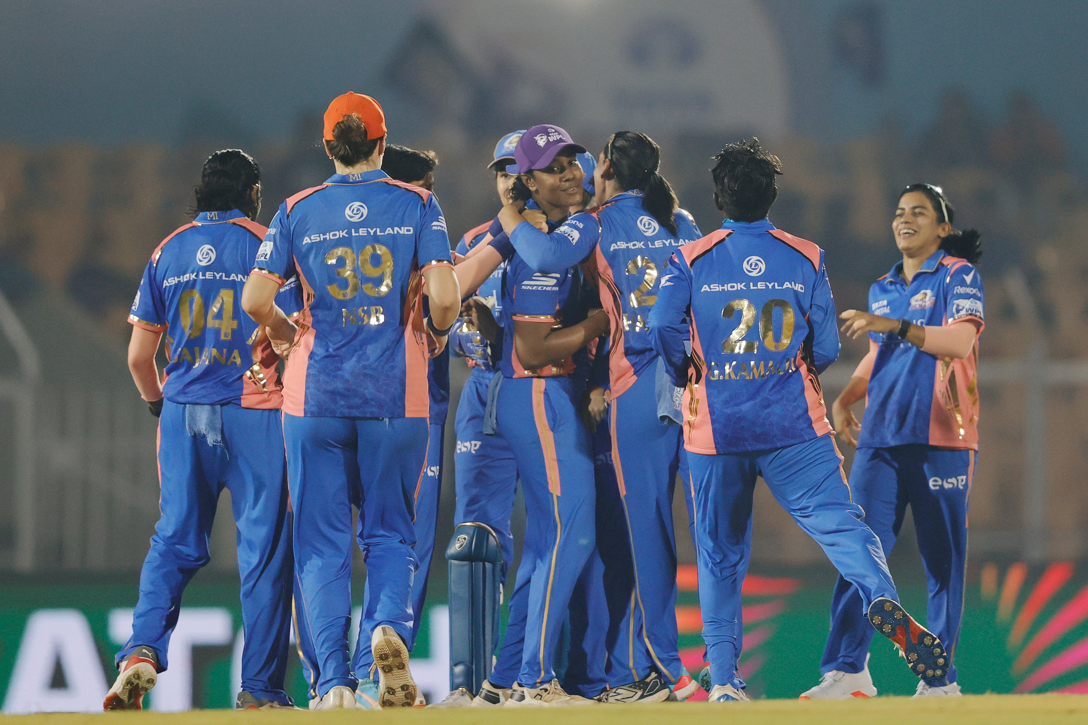WPL | Mumbai Indians dismantle Gujarat Giants to book final date with Delhi