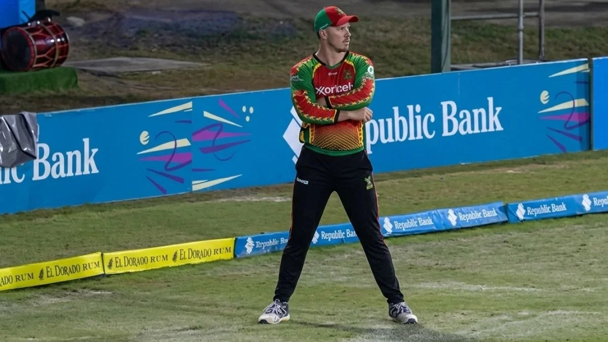 Twitter Cant Believe What Glenn Phillips Just Did in the CPL
