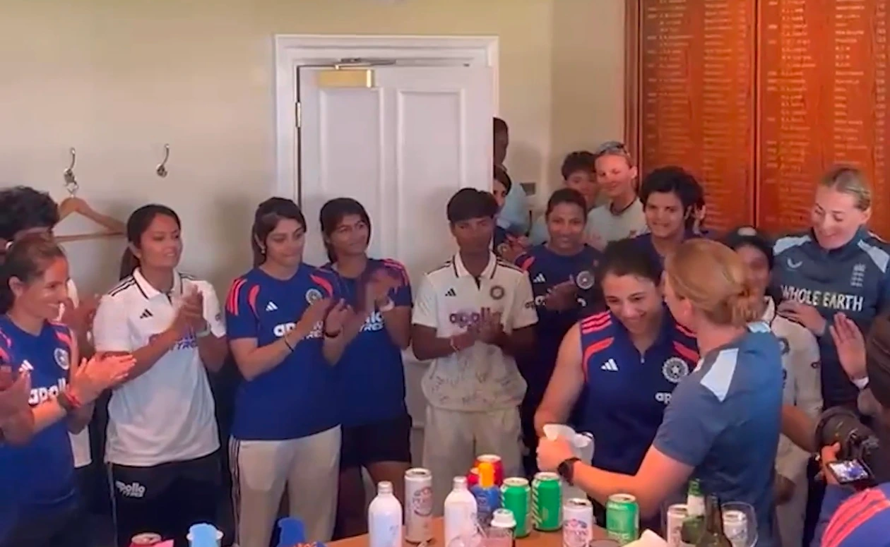 Lords Farewell Turns Special as India Women Honour Tammy and Heather Knight