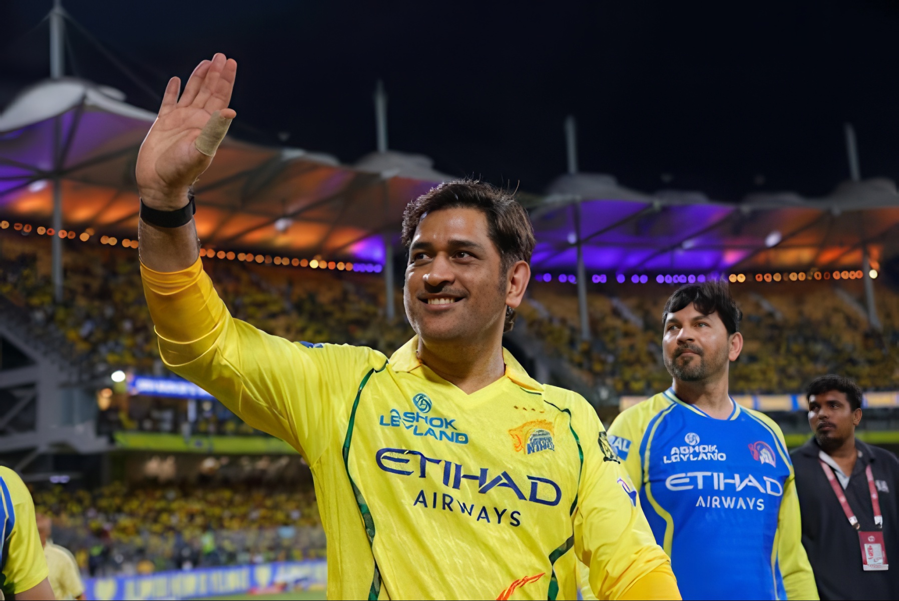 Twitter Reacts as MS Dhoni Opens Up About Playing One More IPL Season