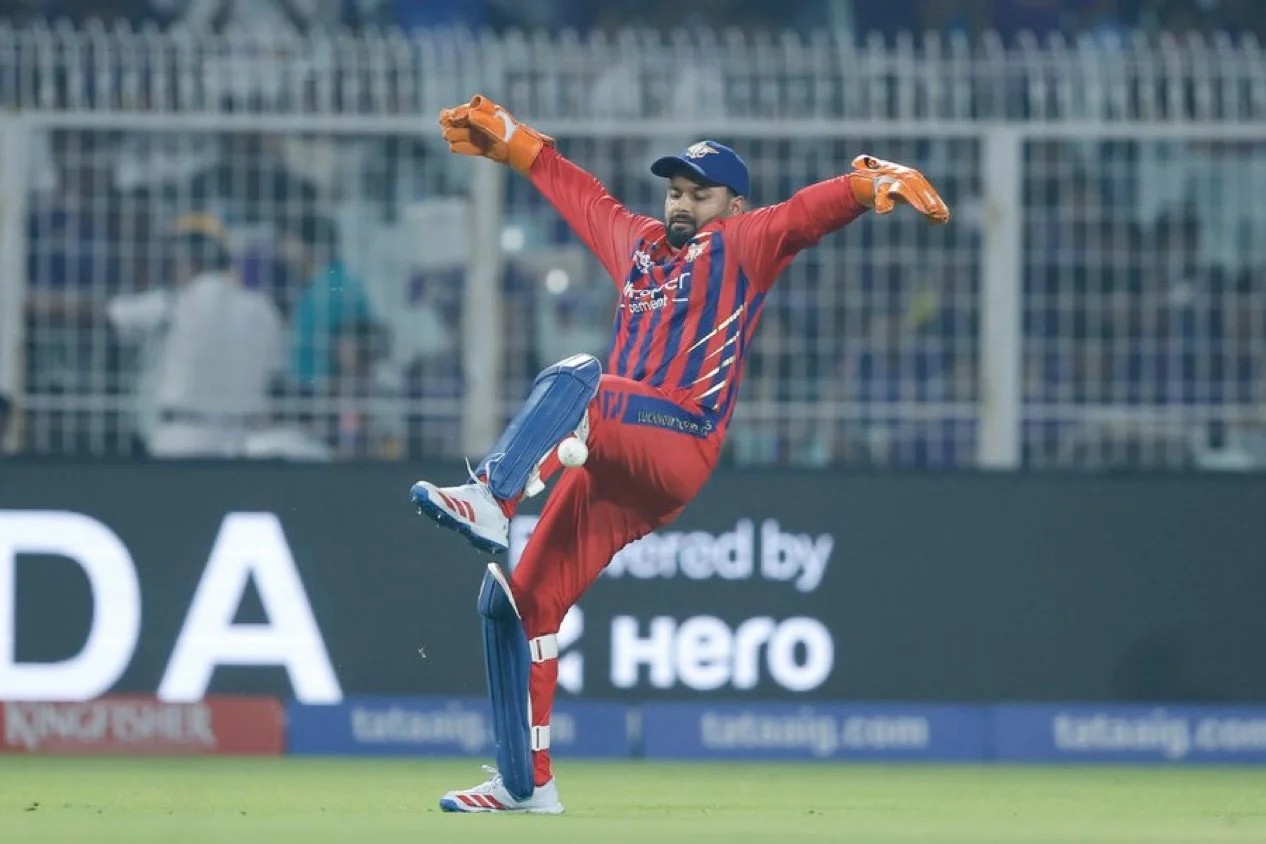 Twitter Reacts as Rishabh Pant Flies to Save Crucial Runs for LSG