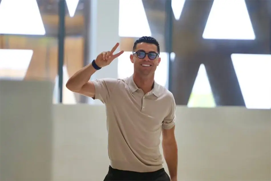 Cristiano Ronaldo Returns to Saudi Arabia After Treatment