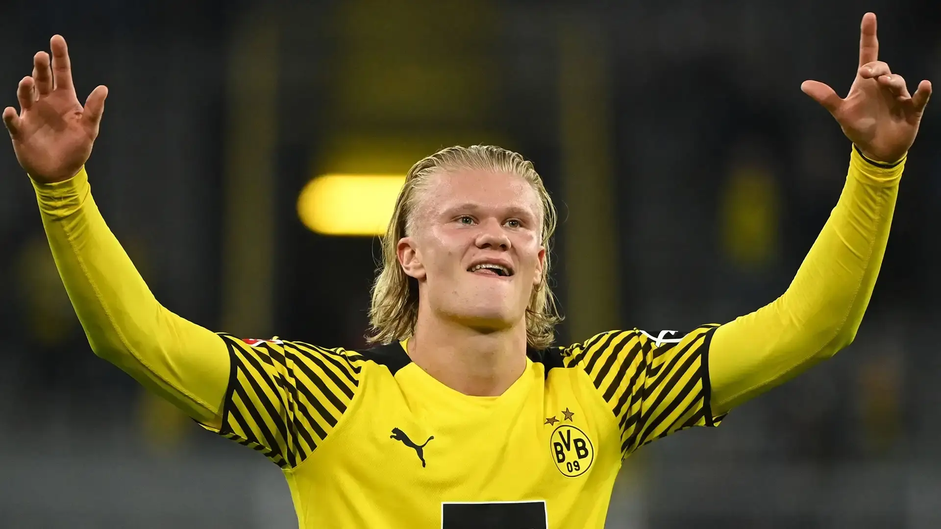 Erling Haaland Faces Criticism in Norway Over Budweiser World Cup Advertisement