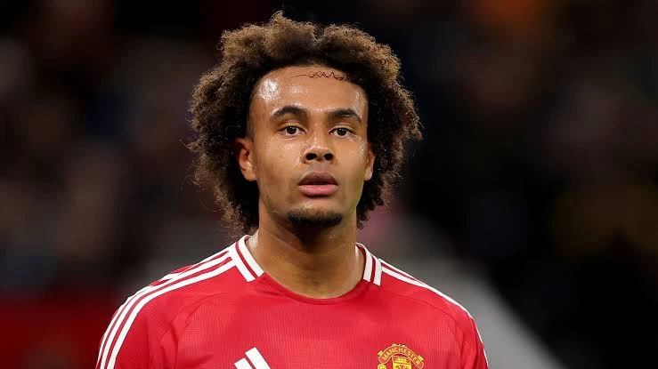 Juventus Open Talks for Zirkzee Loan as Manchester United Consider Exit