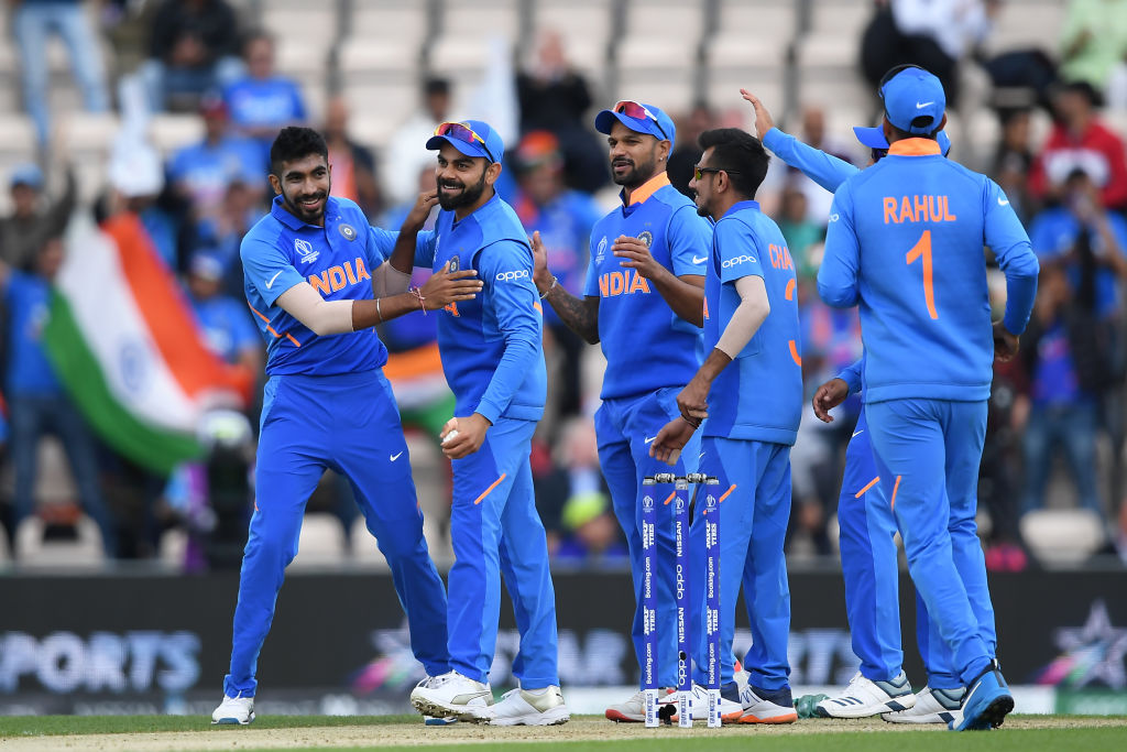 Reports | Indian team to wear Navy Blue retro jersey for Australia series