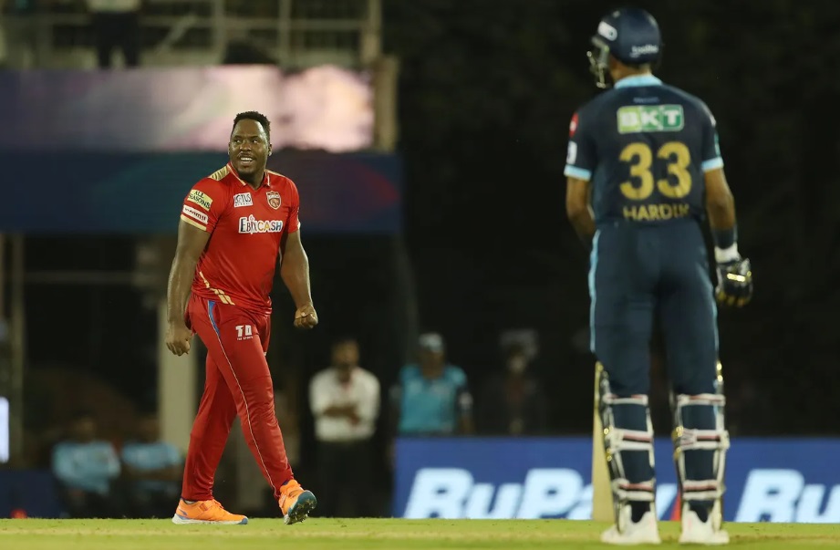 Ipl Gt Vs Pbks Twitter Reacts To Hardik Pandya Losing His Cool