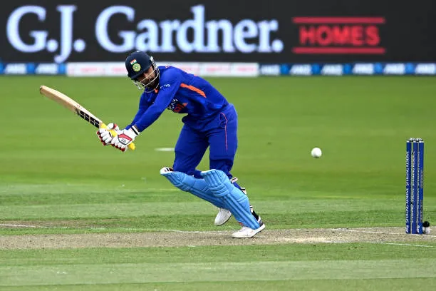 NZ vs IND |  Twitter reacts as New Zealand’s unconvincingly successful DRS turns wide into Deepak Hooda’s wicket