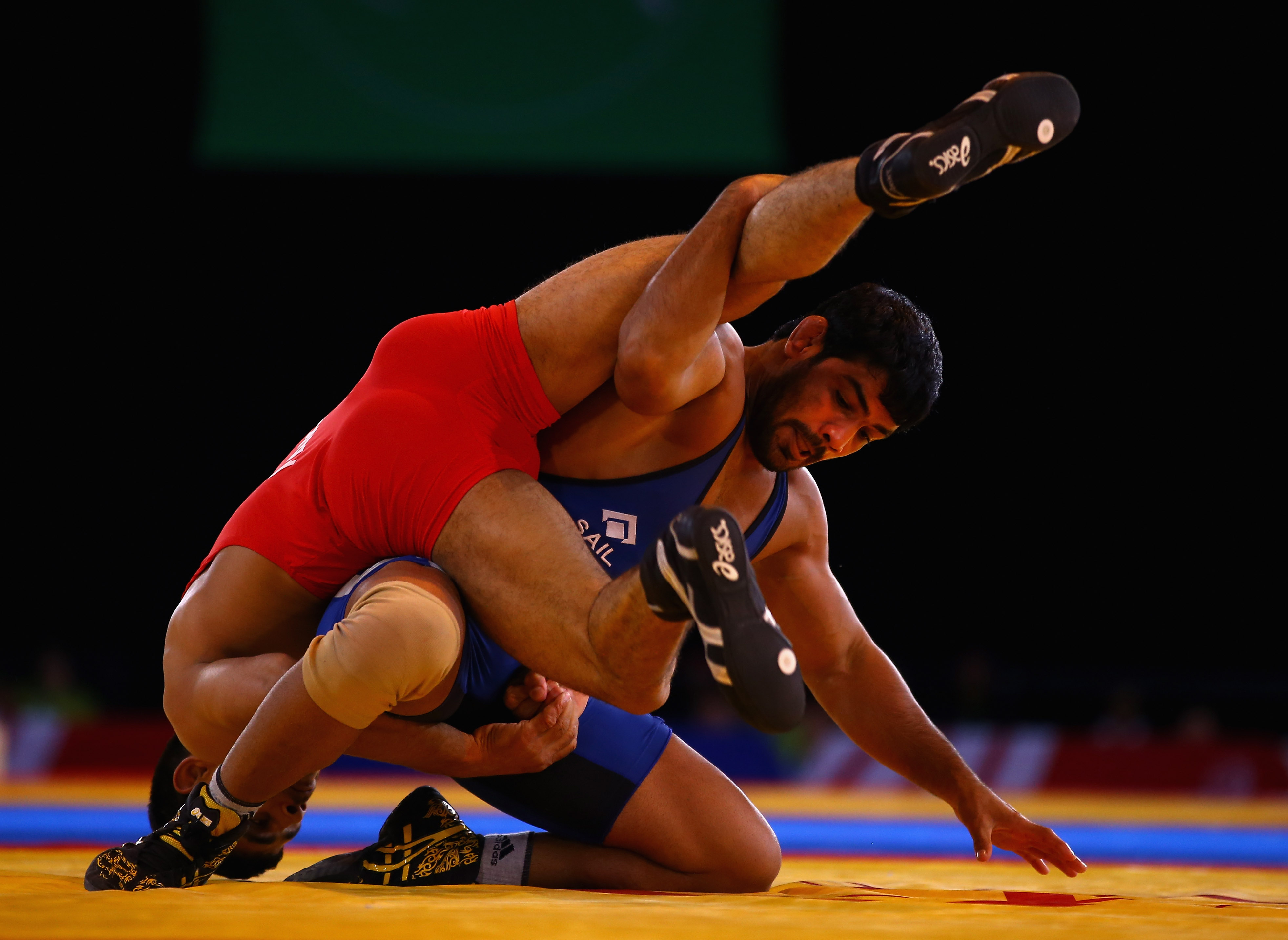 Wrestling match. Вольная борьба Индия. Индия борьба олимпиада. Сушил Кумар. Бей борьба.