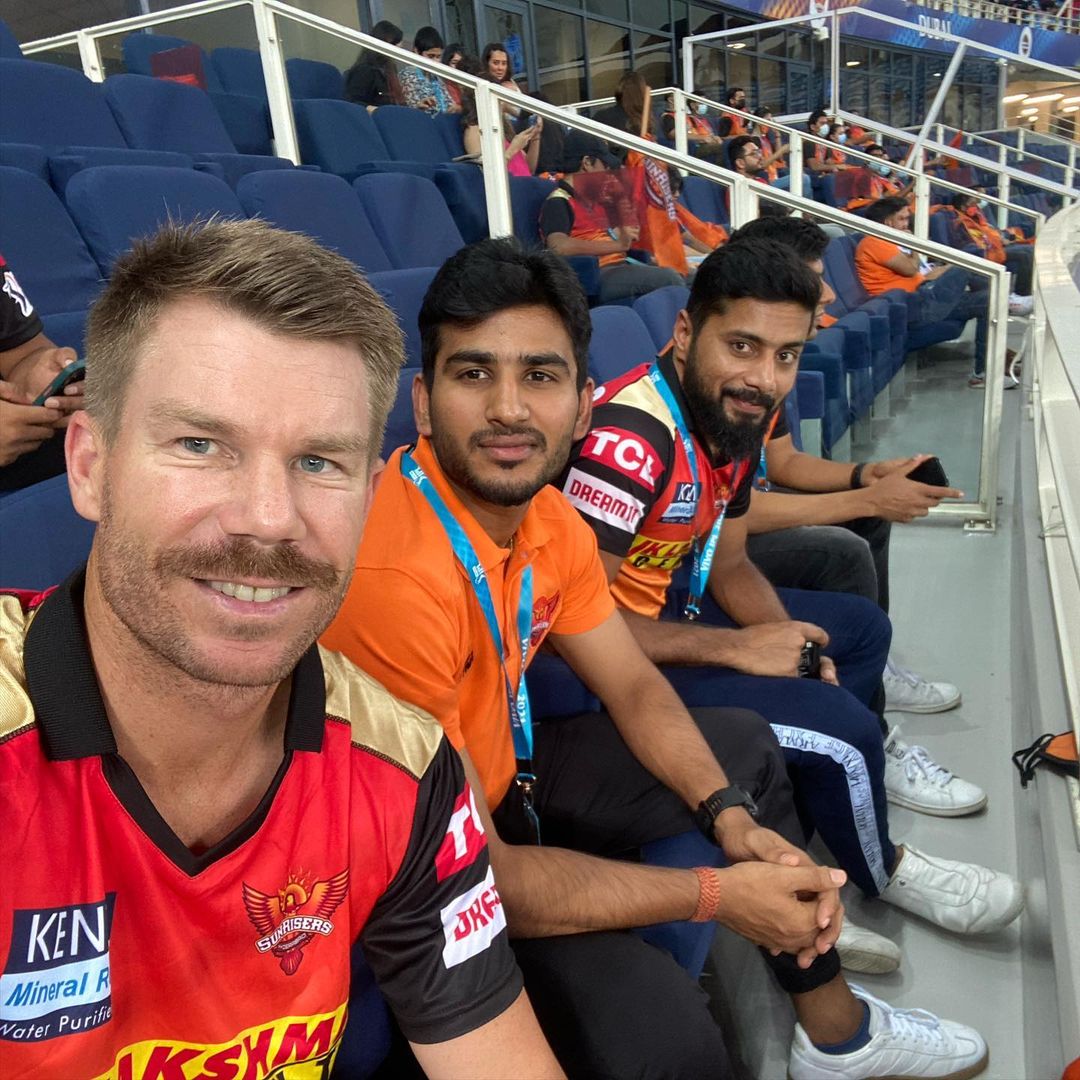 David Warner looks disillusioned, clearly things happening behind the scene in SRH camp, states Kevin Pietersen
