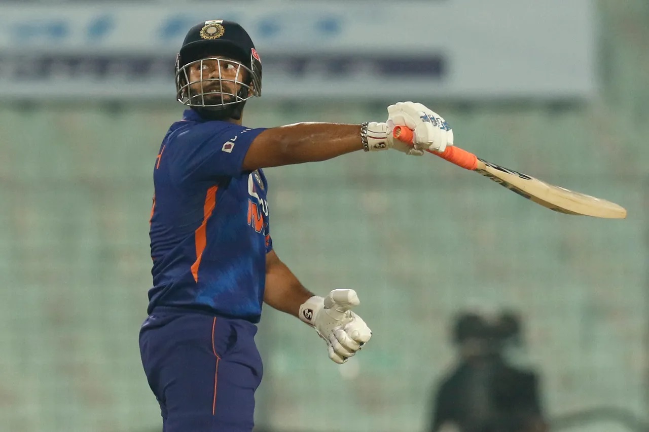 Asia Cup 2022 | Rishabh Pant an X-factor, why keep him out of the 11, prods Saba Karim