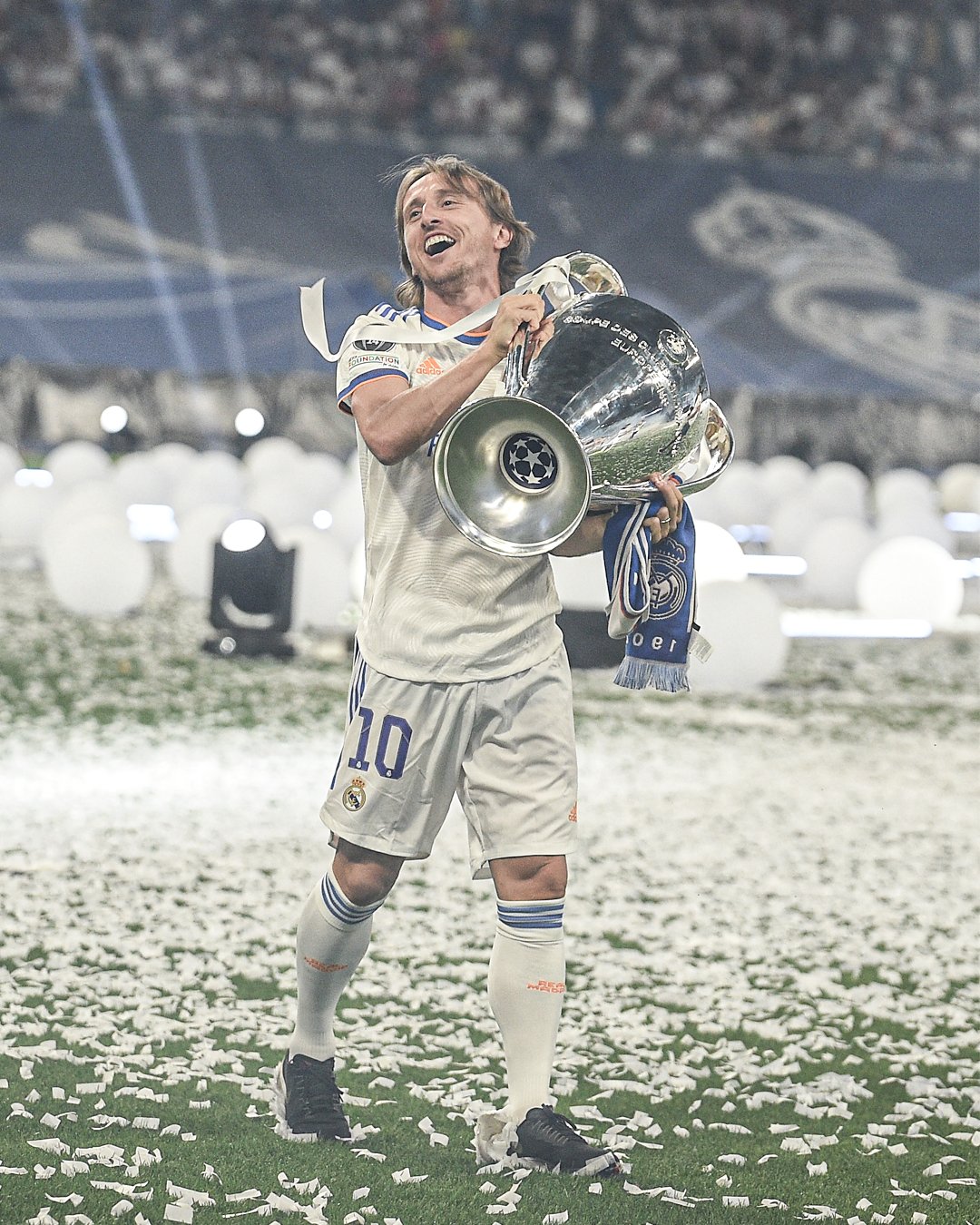 Real Madrid confirm that Luka Modric  has signed contract extension until 2023