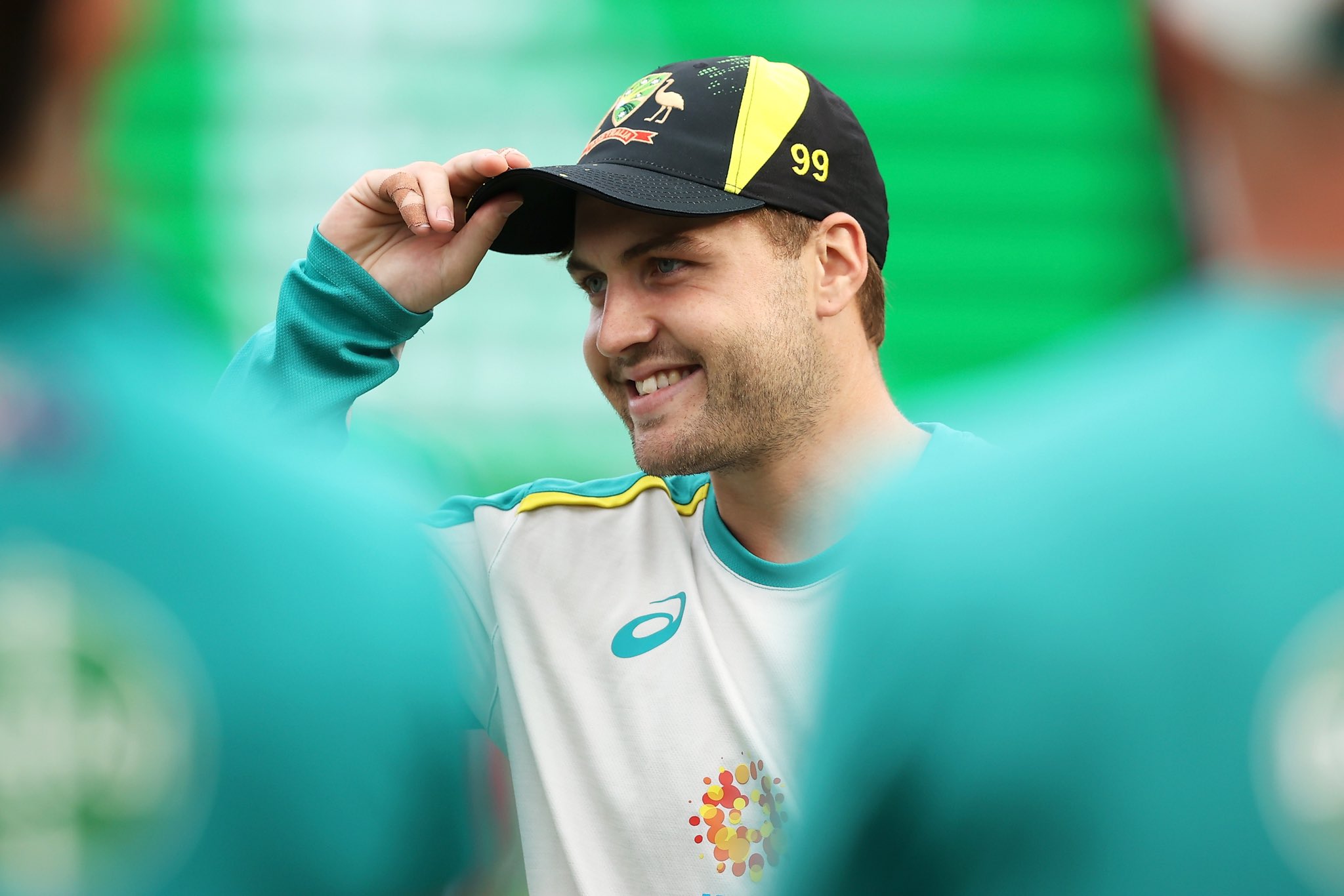 Josh Inglis gets his first central contract from Cricket Australia 