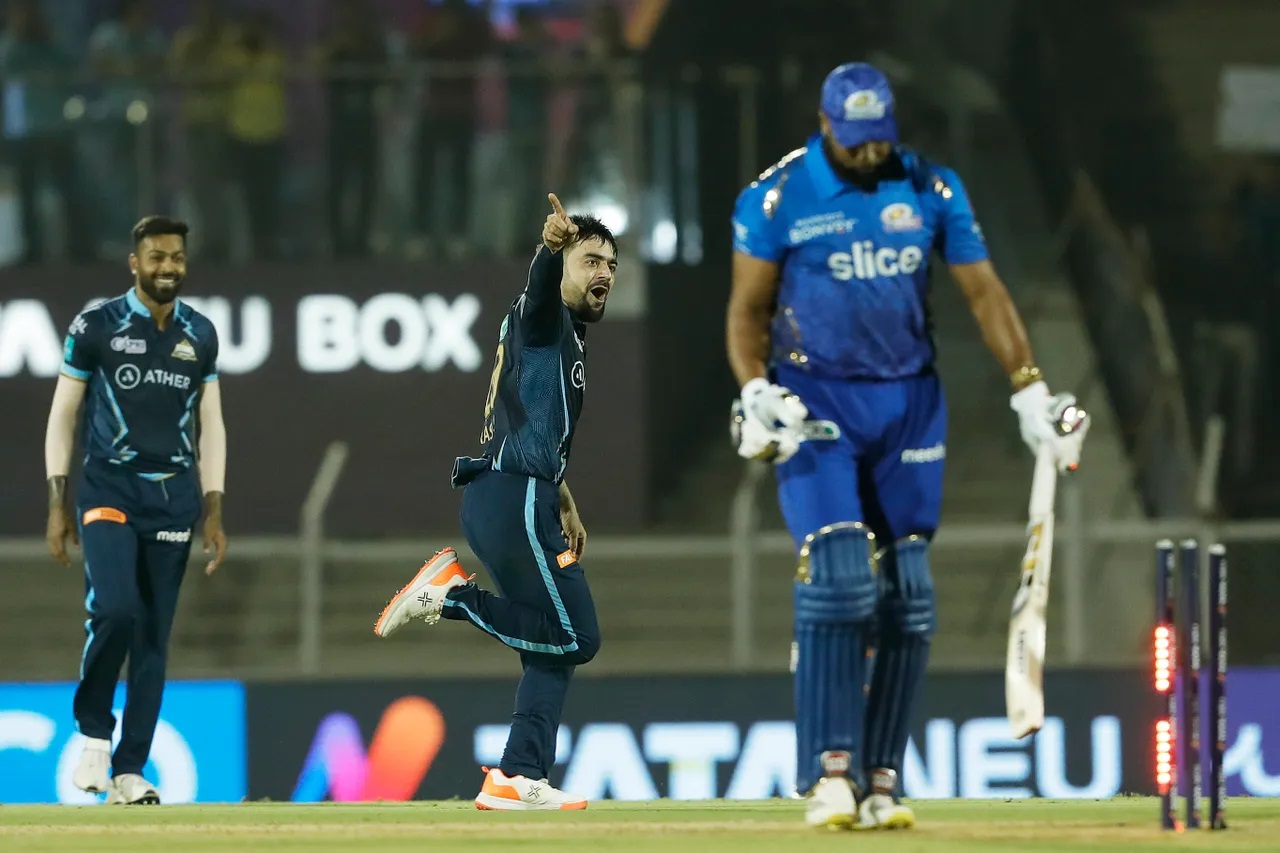 IPL 2022, MI vs GT | Twitter reacts as Rashid Khan bamboozles Kieron Pollard