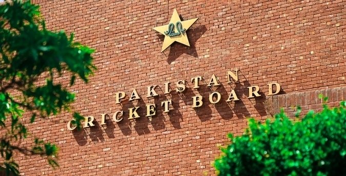 Pakistan U-19 player Zeeshan Malik suspended for not reporting spot-fixing approach to PCB