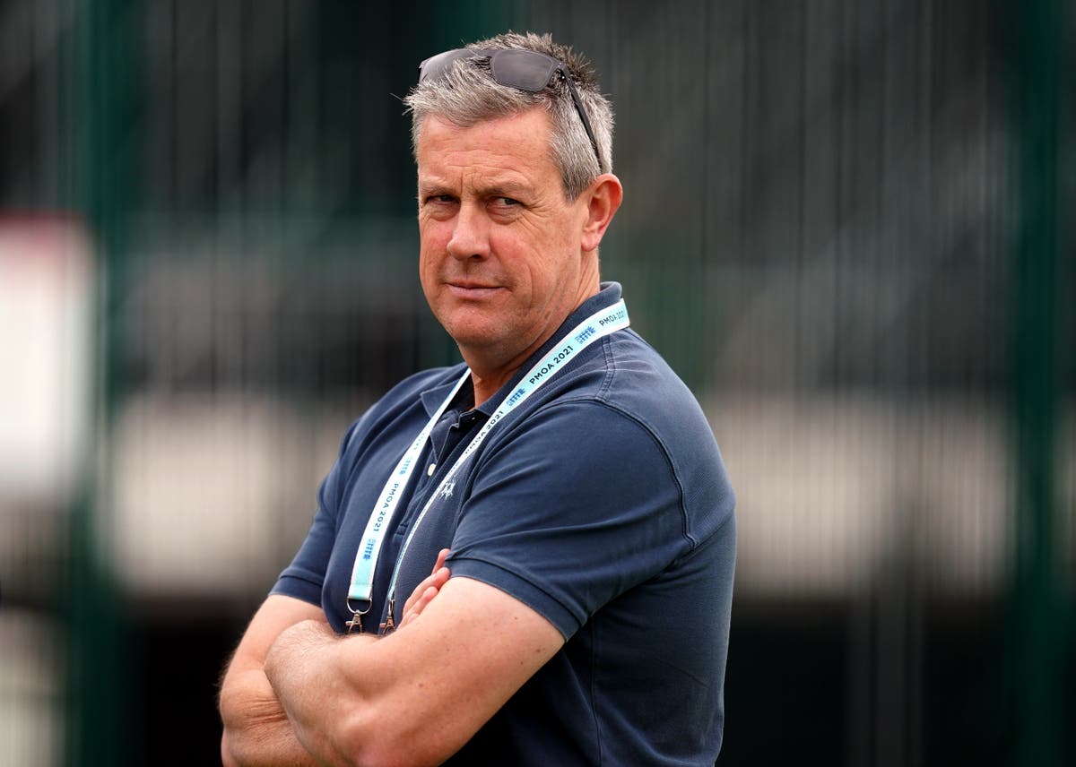 Ashley Giles steps down as England managing director after Ashes loss