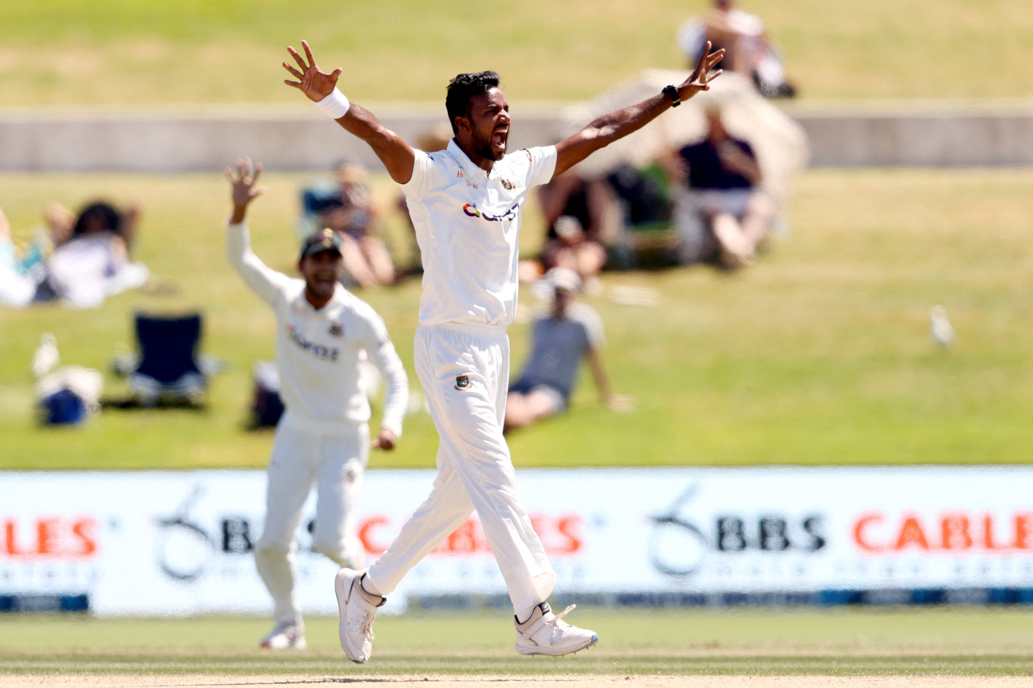 NZ vs BAN | WATCH : Ebadot Hossain concedes seven runs off one delivery