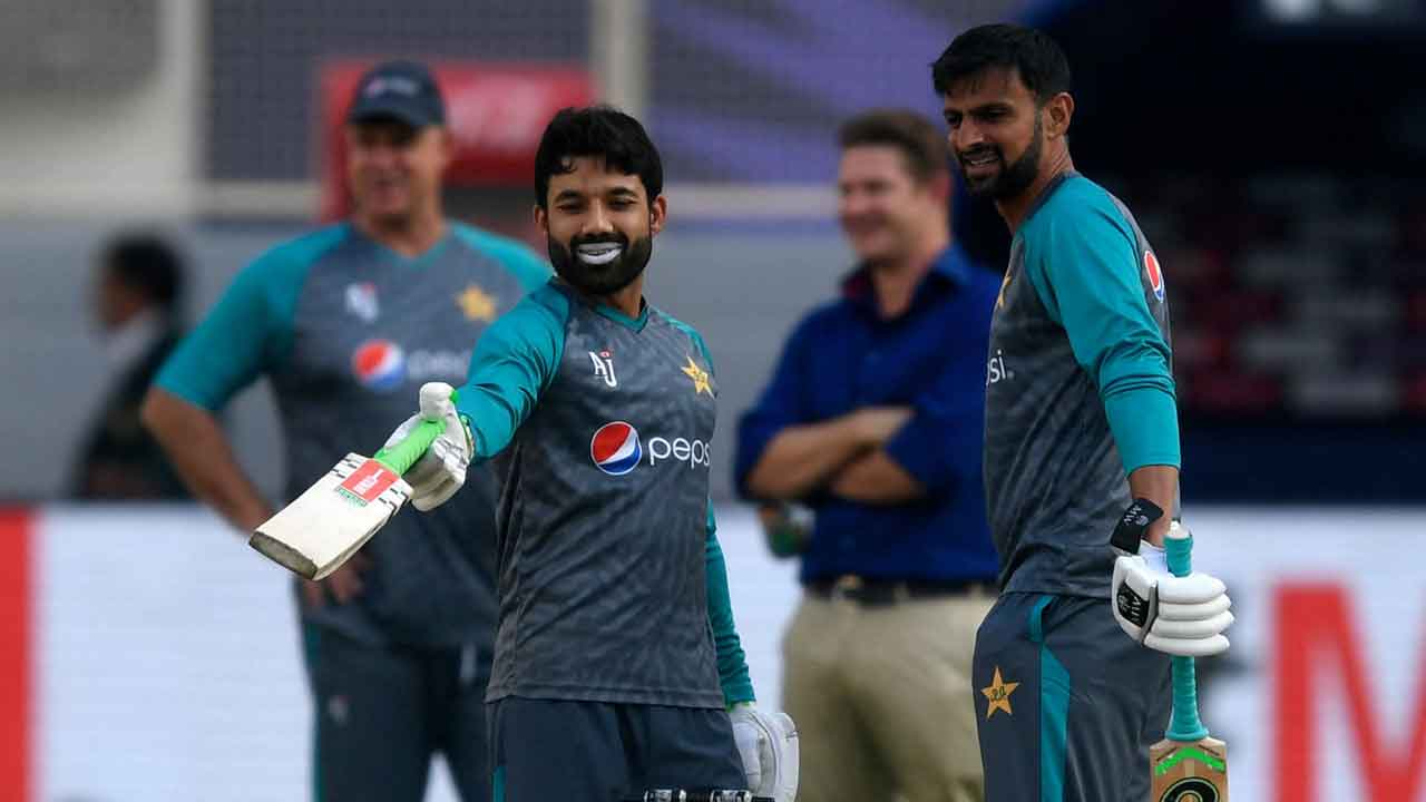 T20 World Cup: Mohammad Rizwan, Shoaib Malik declared fit to play semi-final against Australia
