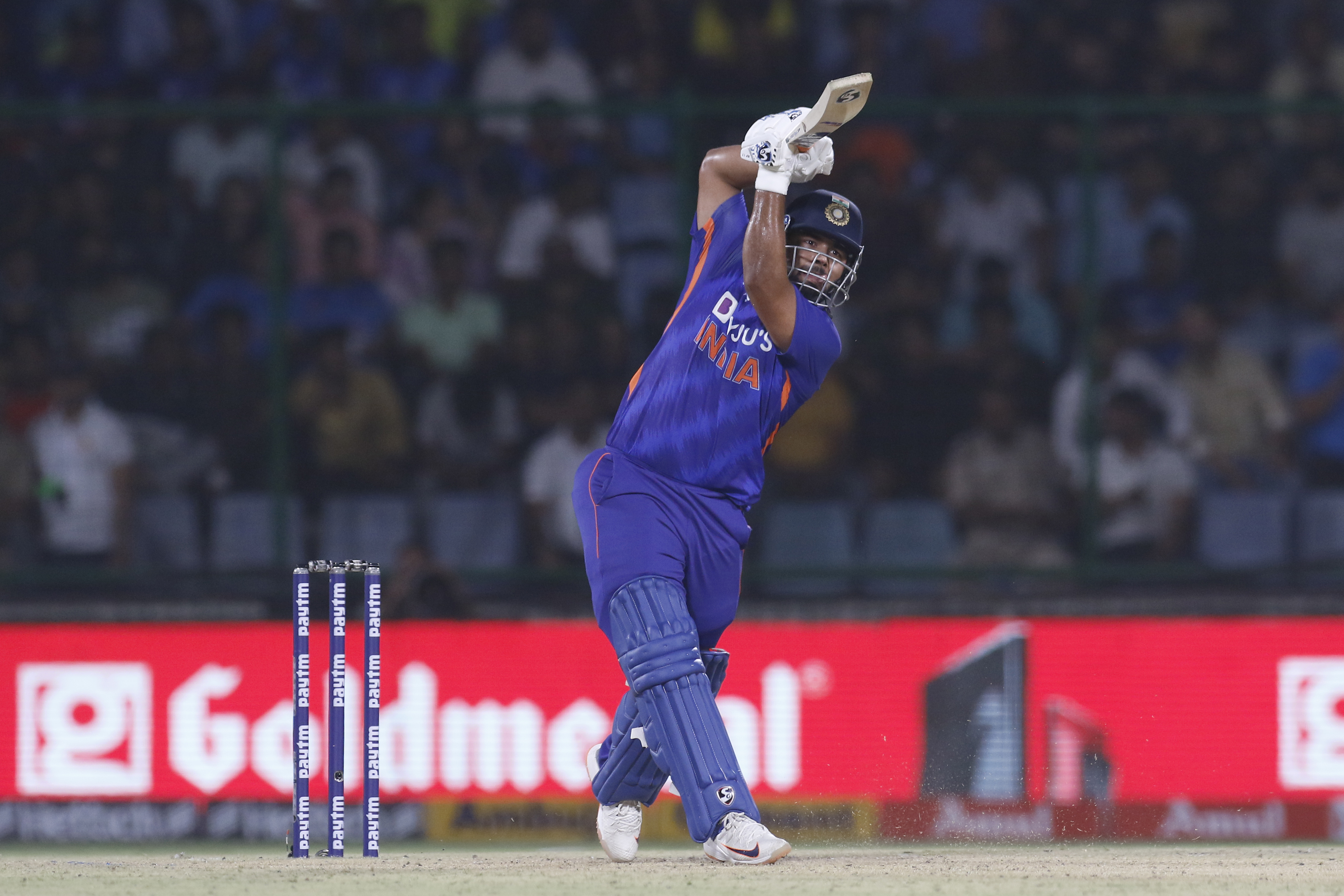 India should use Rishabh Pant as a floater in the T20I World Cup, opines Ricky Ponting