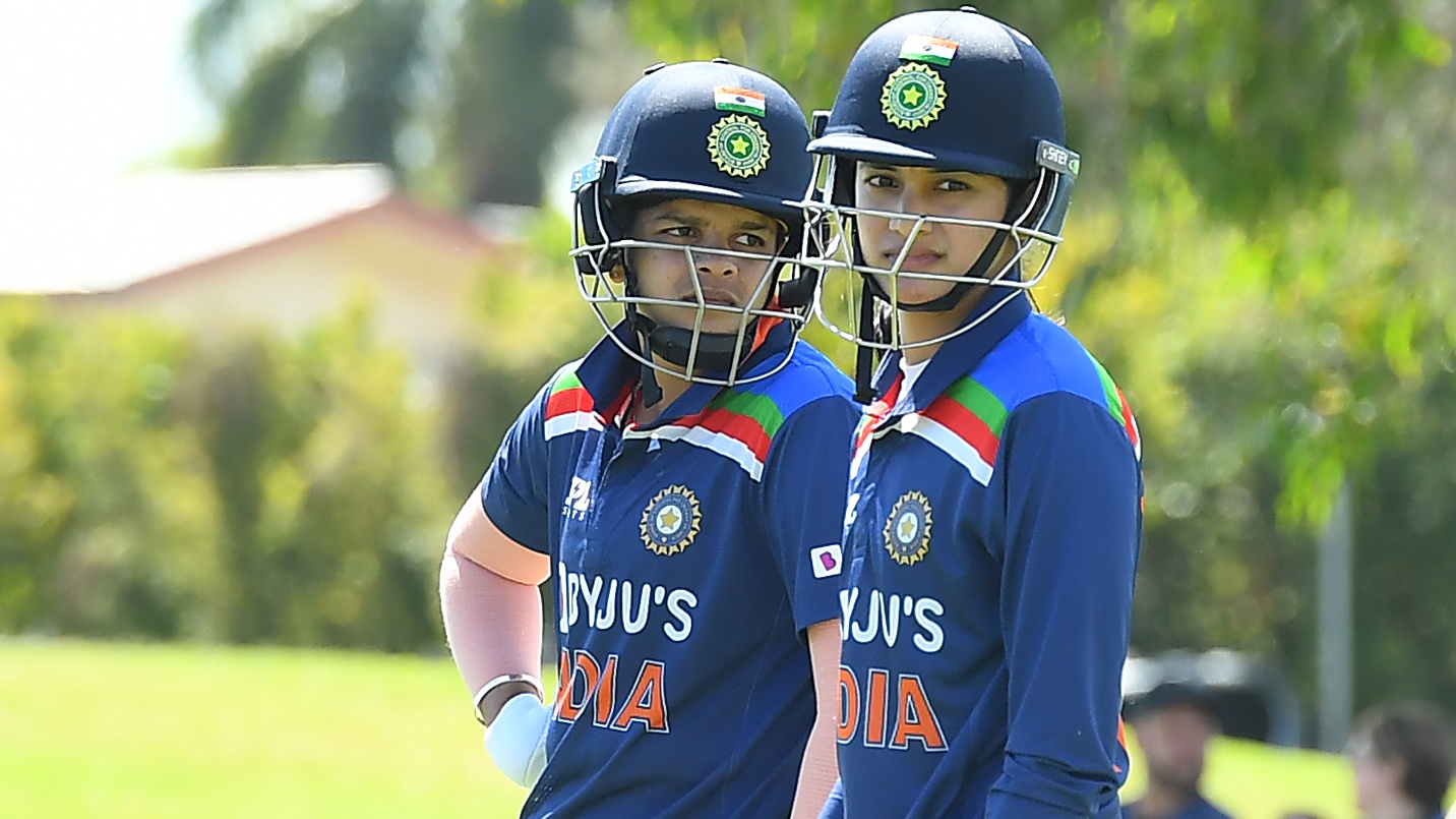 Women’s Asia Cup | Twitter reacts to Smriti Mandhana's ‘all is well’ gesture to Shafali Verma after an awful mix-up