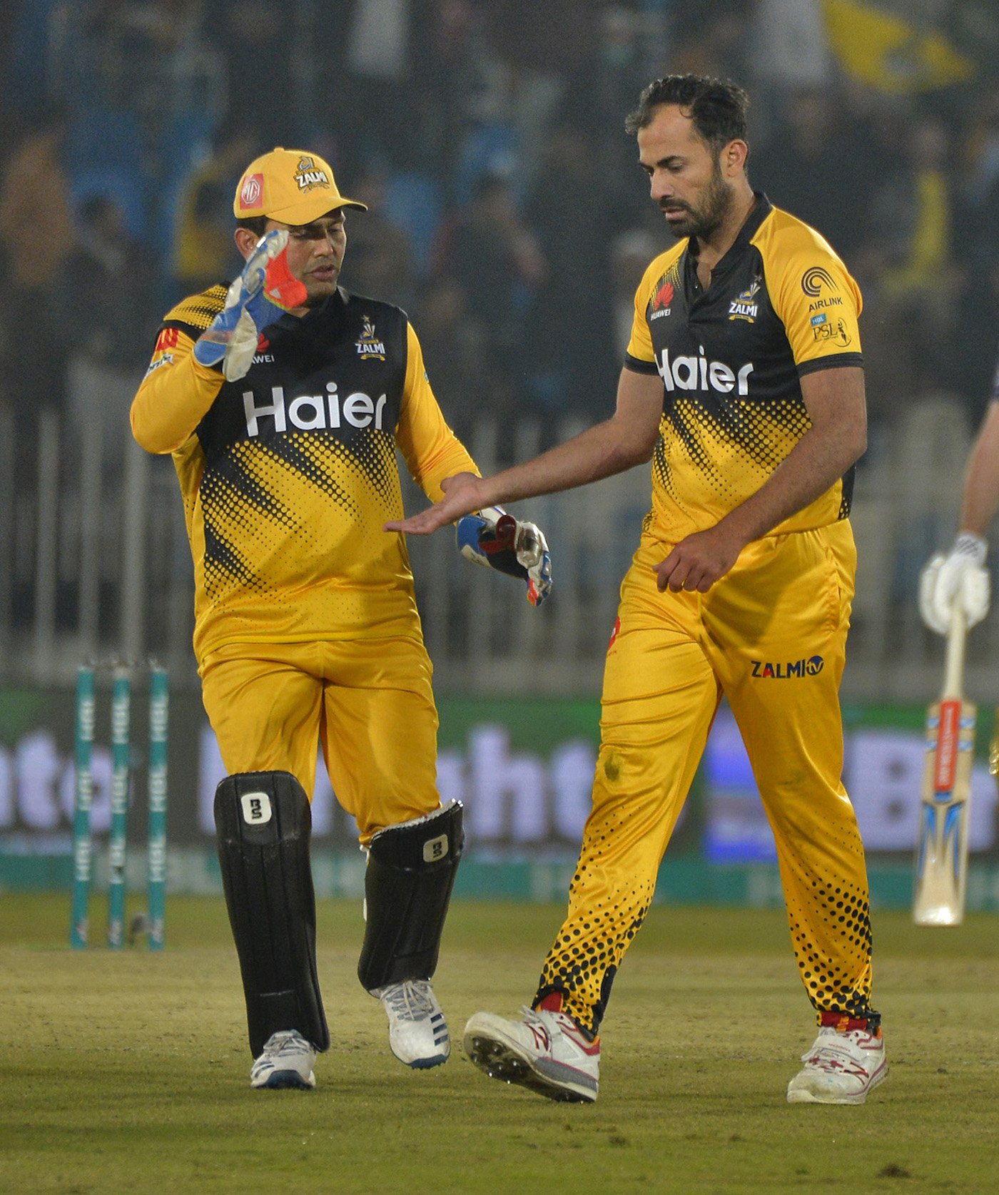 PSL 2022 | Watch:  Wahab Riaz slips during the run-up against Islamabad United 