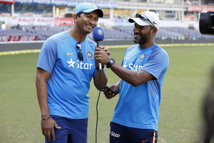 Kohli is Superman, says R Sridhar; MS Dhoni is Iron Man according to Sanjay Bangar