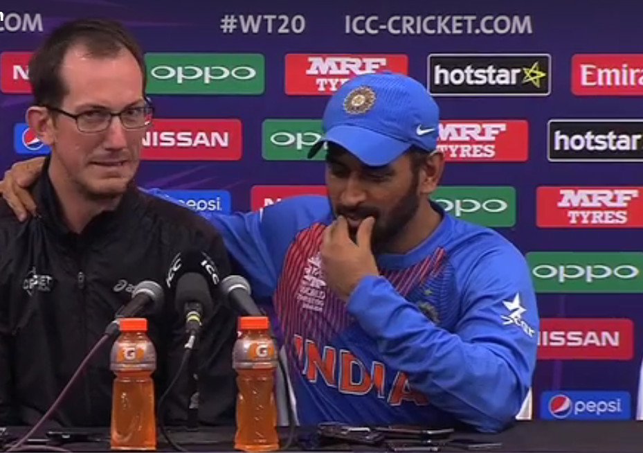 Dhoni engages in friendly banter on retirement with journalist