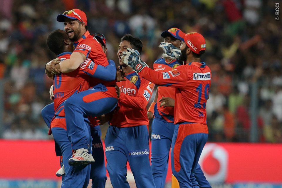 Twitter Reactions to Raina's outstanding catch and Gujarat's easy win over Kolkata