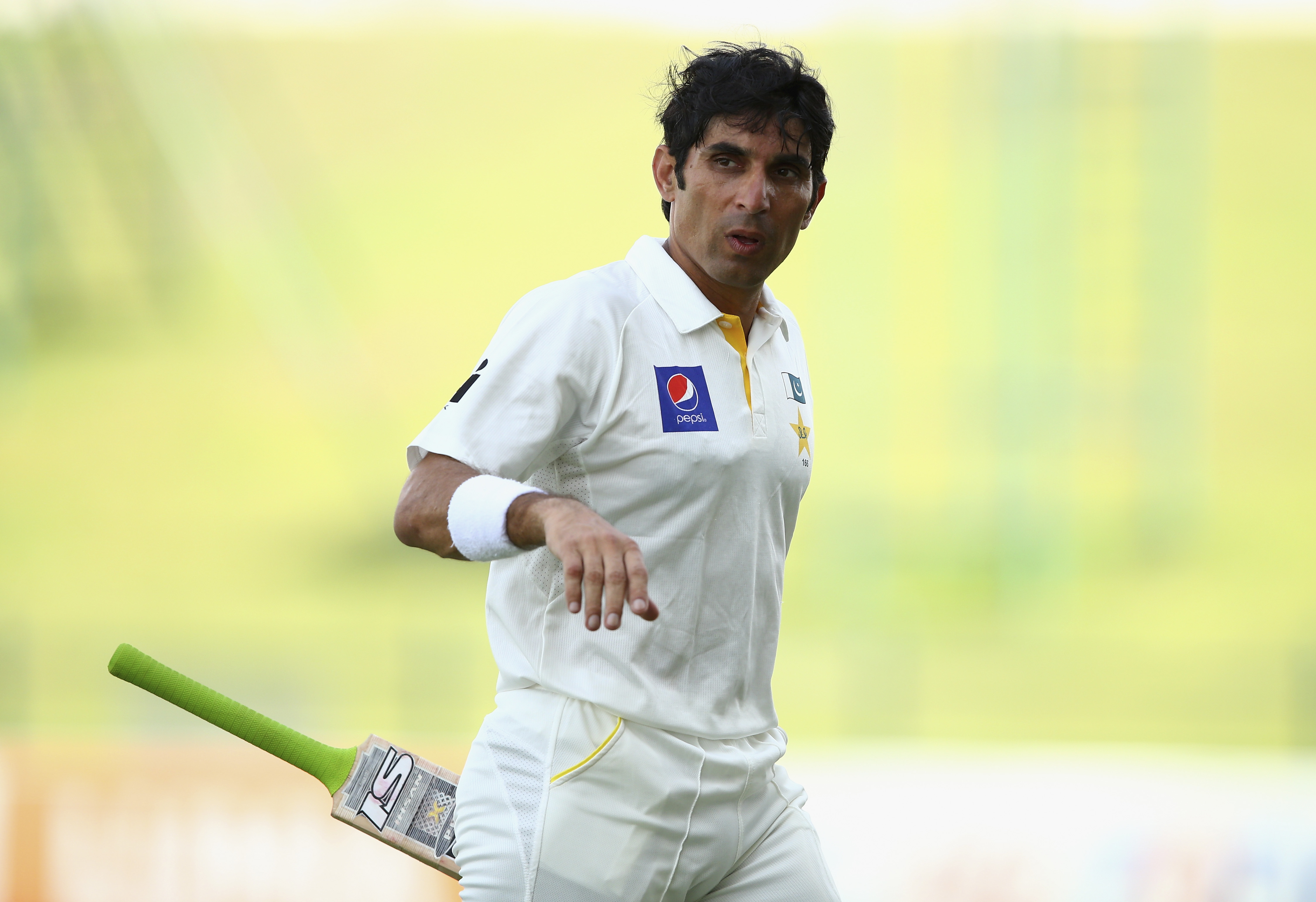 Misbah on India-Pakistan ties : Politics should be kept away from cricket