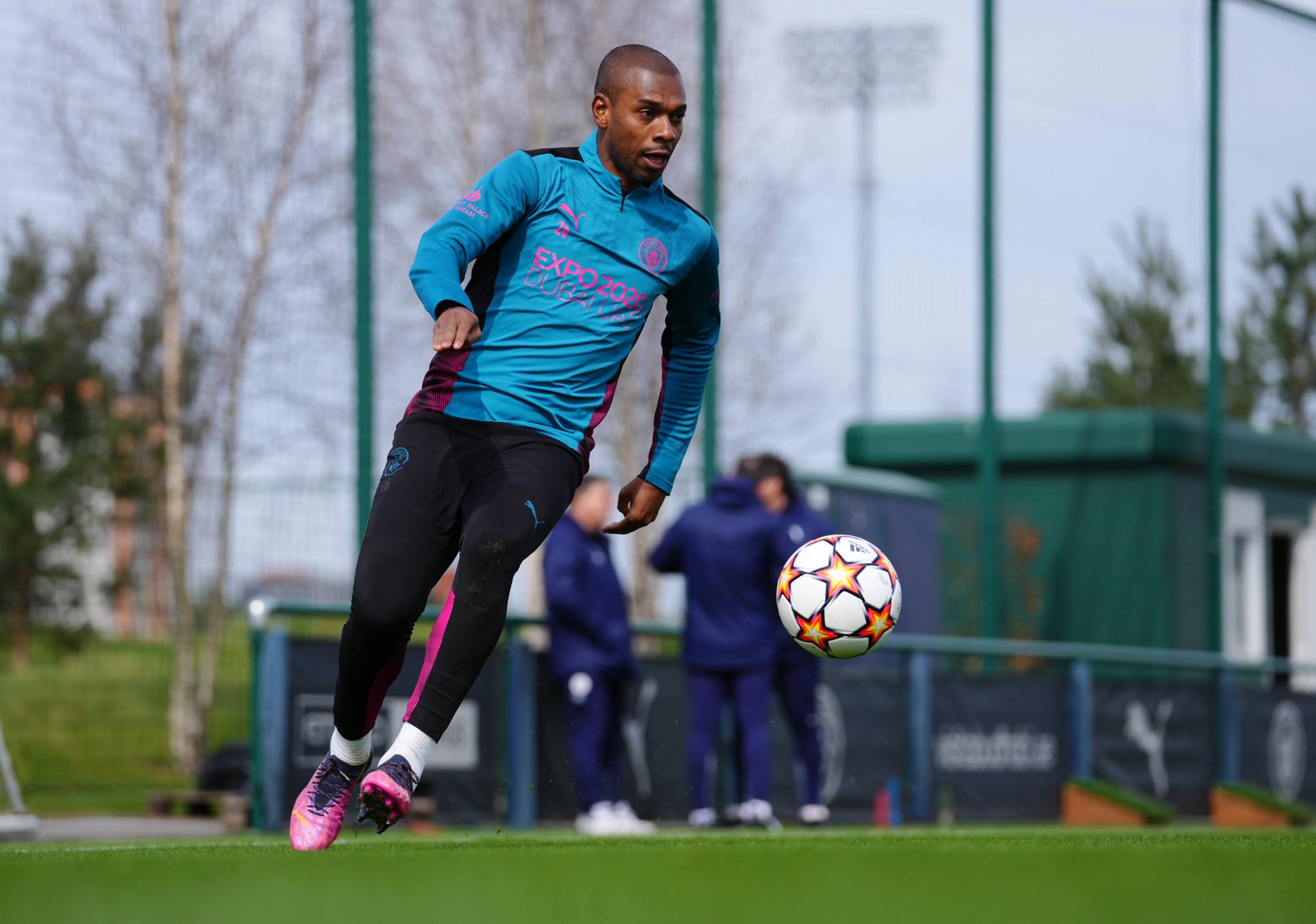 Would love if Fernandinho stayed and we will talk at end of season, claims Pep Guardiola
