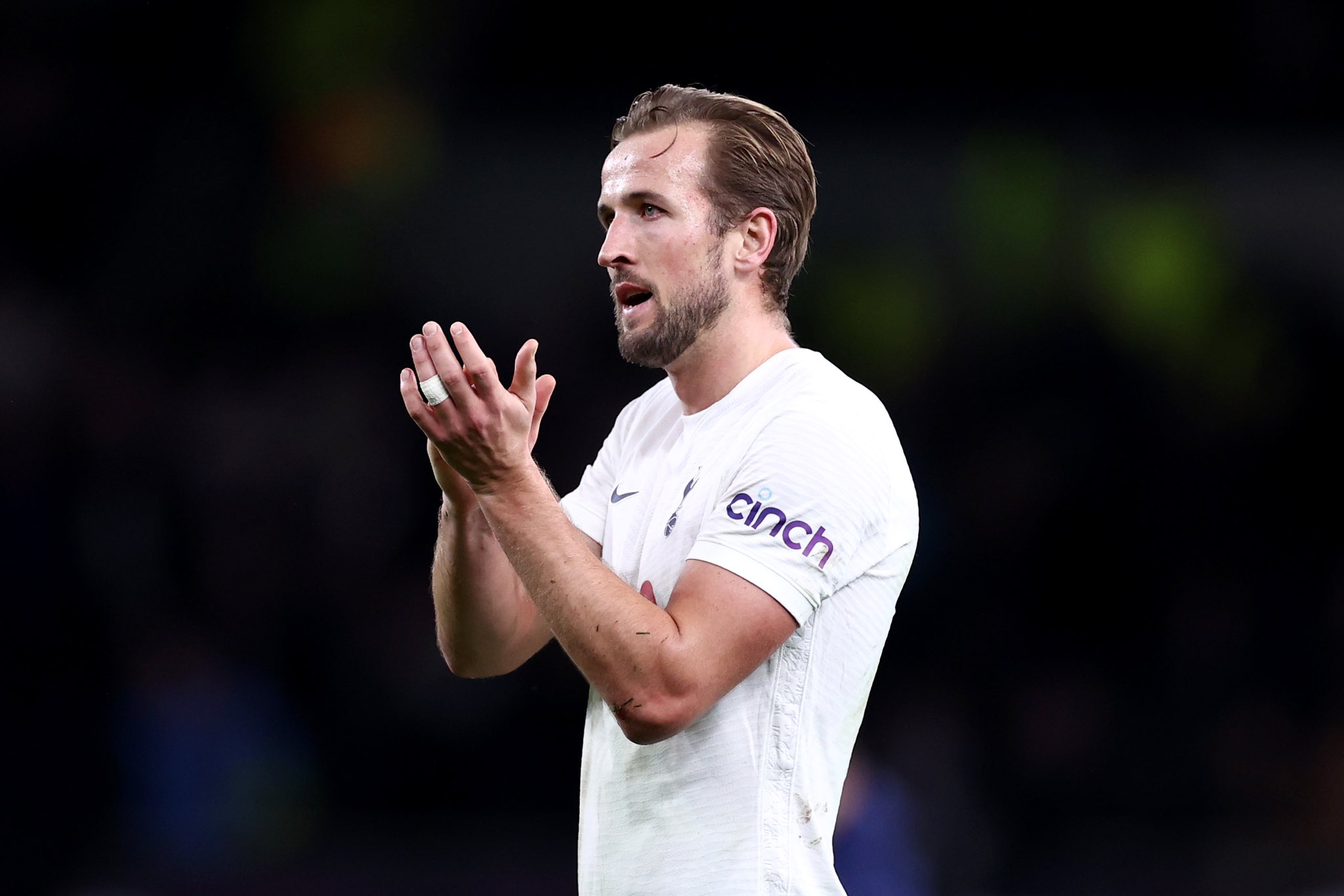 Think Harry Kane is likely to win something at Tottenham rather than Manchester United, proclaims Teddy Sheringham