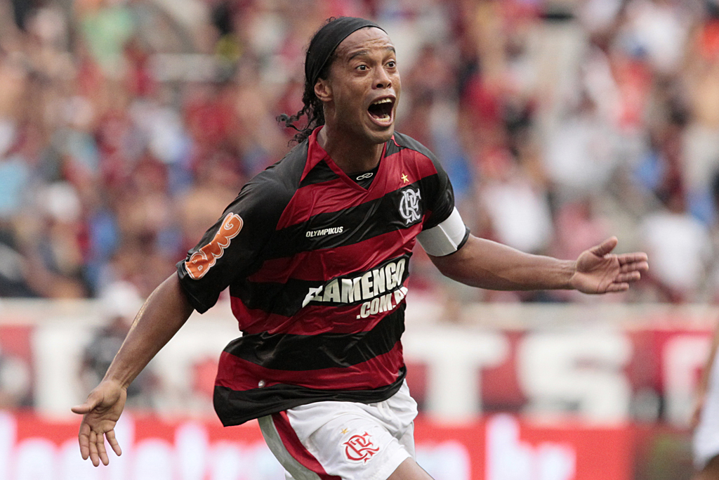 Ronaldinho, Ramos feature in Fallon D’Floor 2016 – Top 10 dives of 2015-2016