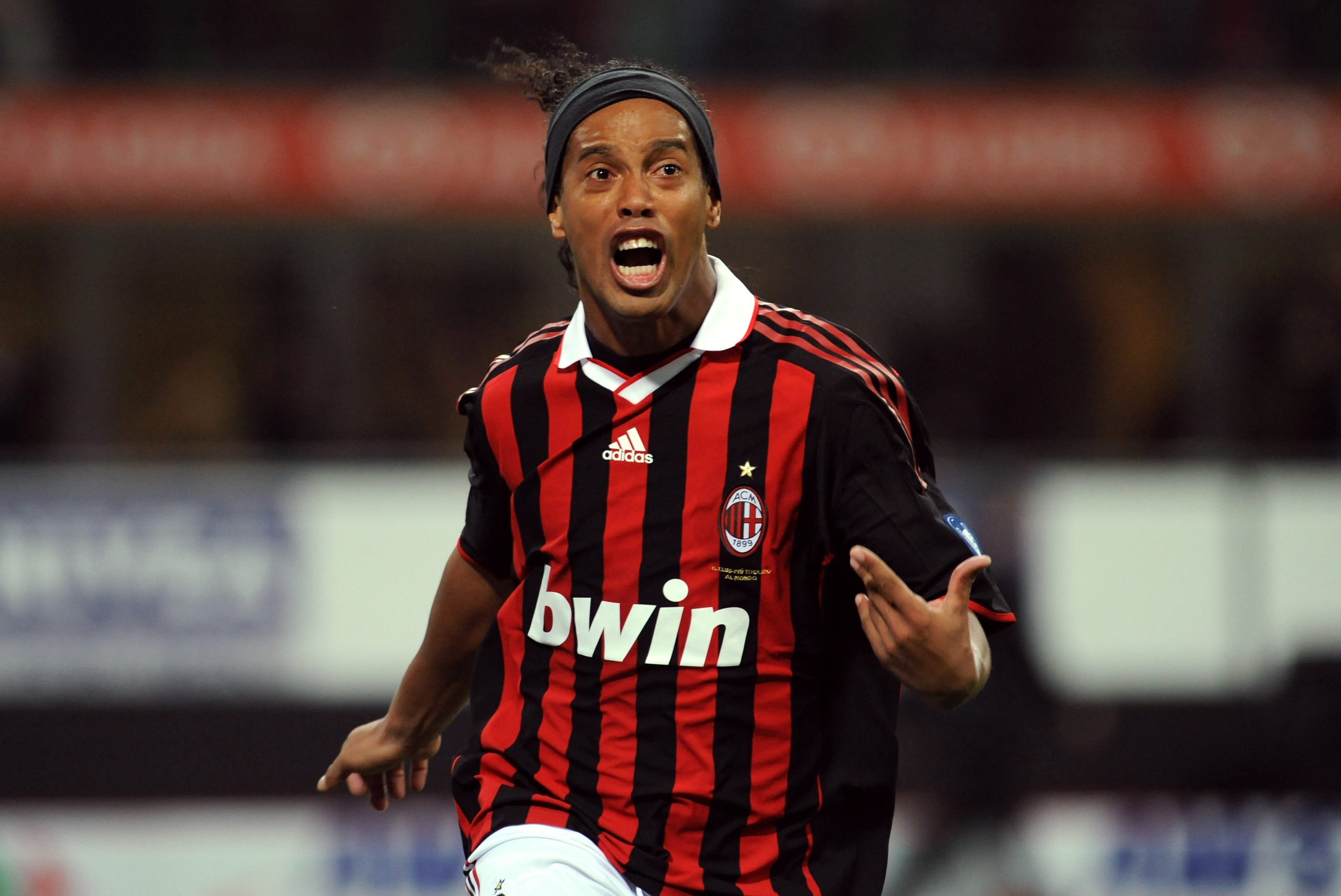 Ronaldinho, Ryan Giggs and Crespo to light up Premier Futsal in India