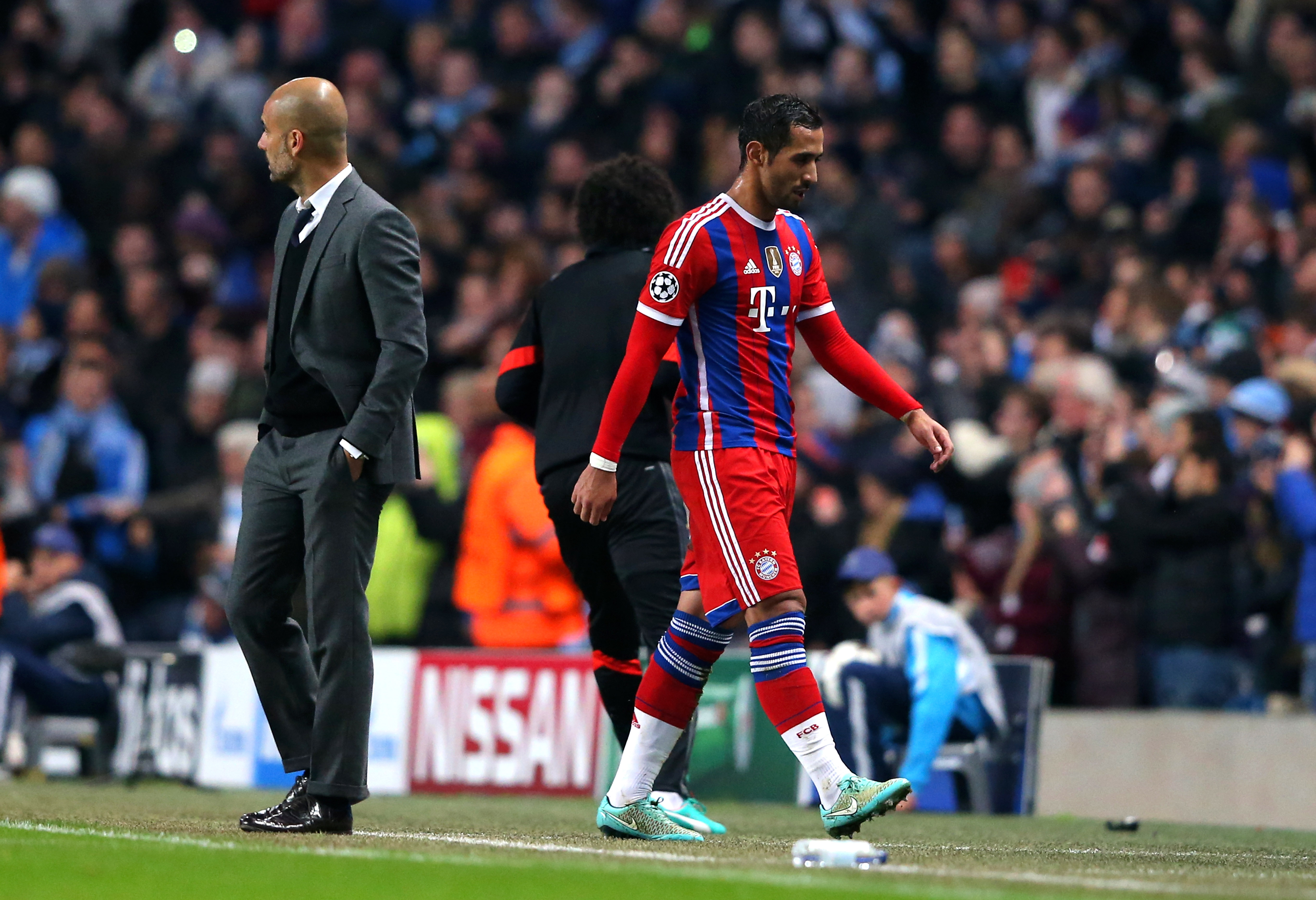Why Guardiola does not communicate with his players, explains Benatia