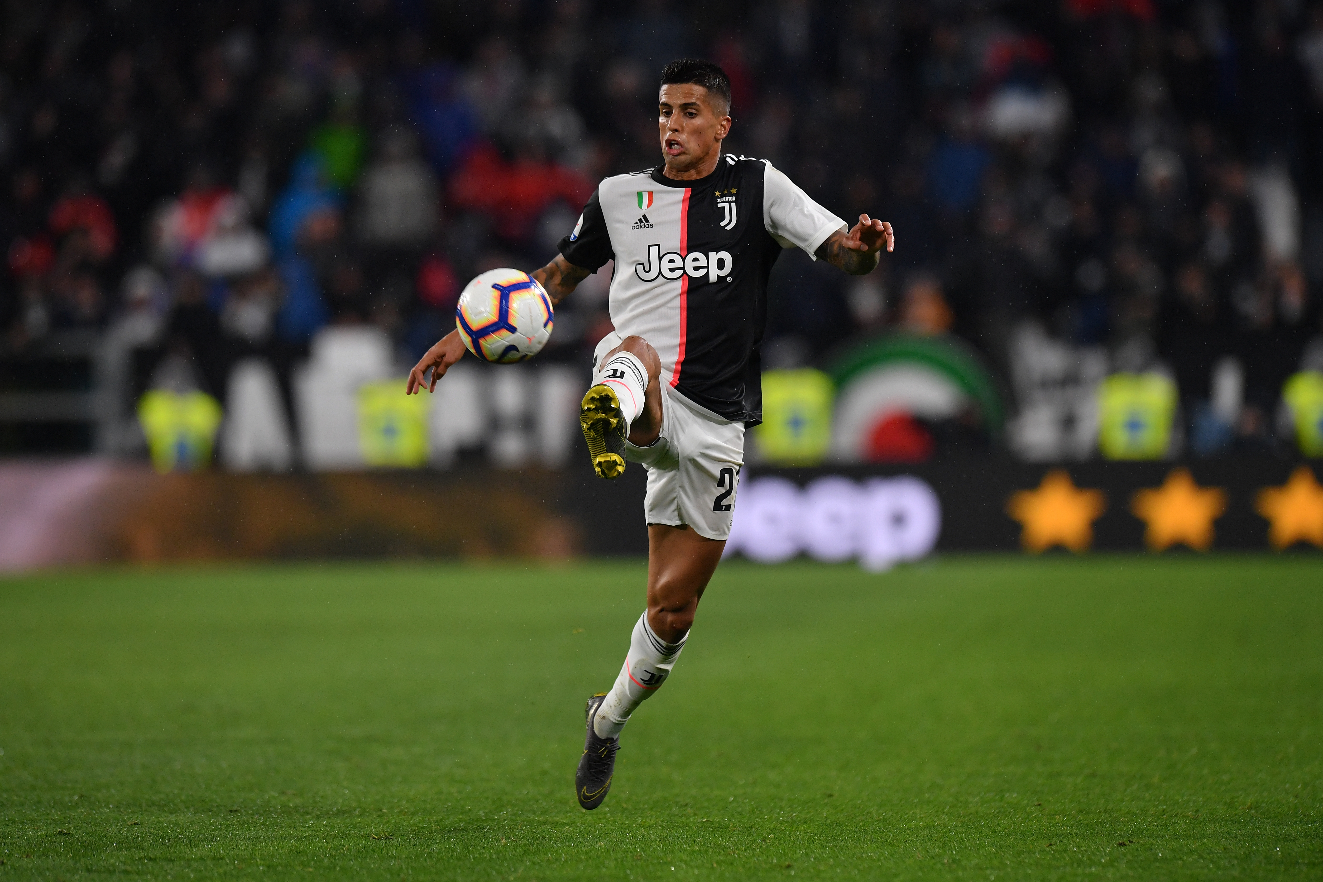 Reports | Manchester City set to complete a move for Joao Cancelo