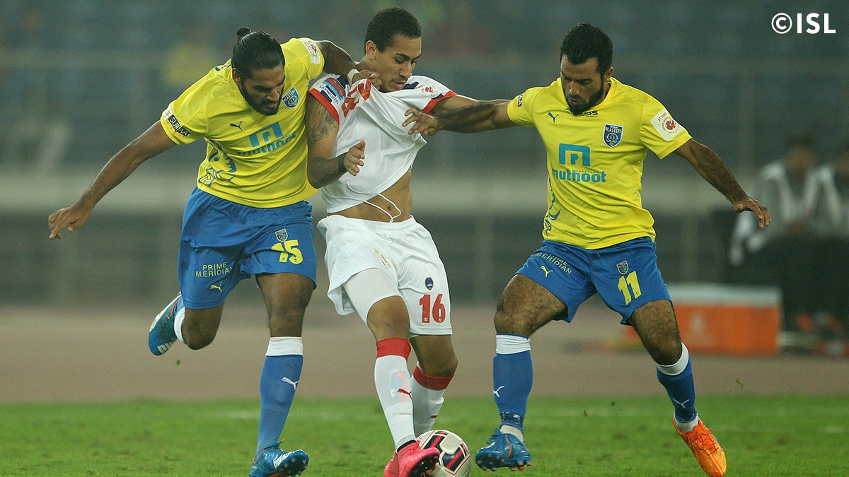 ISL 2015: Entertaining 3-3 draw at Delhi as Kerala ends season