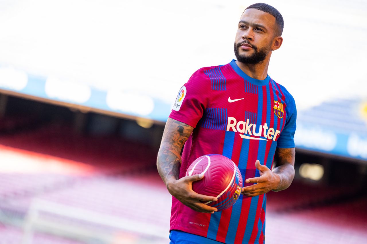 Reports | Barcelona looking to offload Memphis Depay and Frenkie de Jong for €100 million