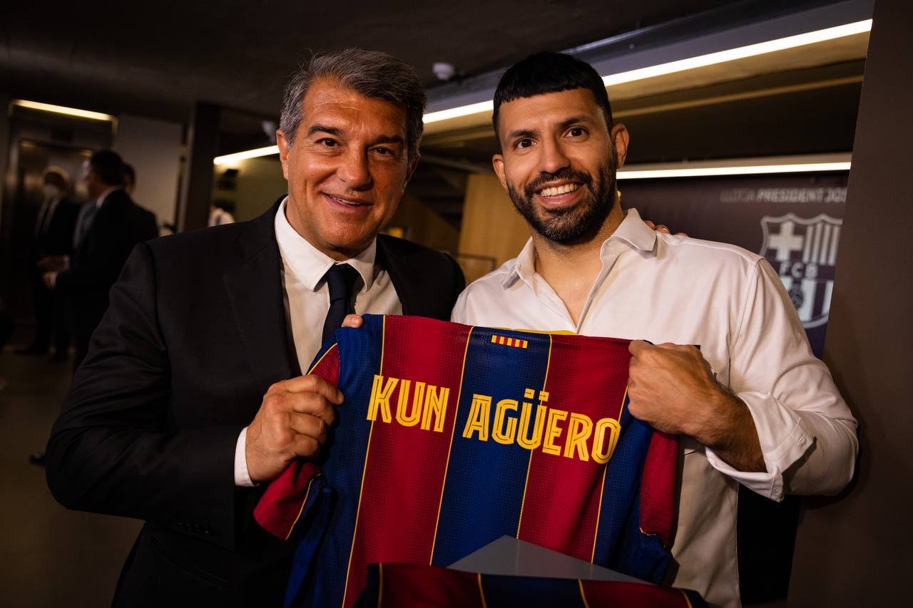 Barcelona announce that Sergio Aguero is to face media in light of retirement rumours