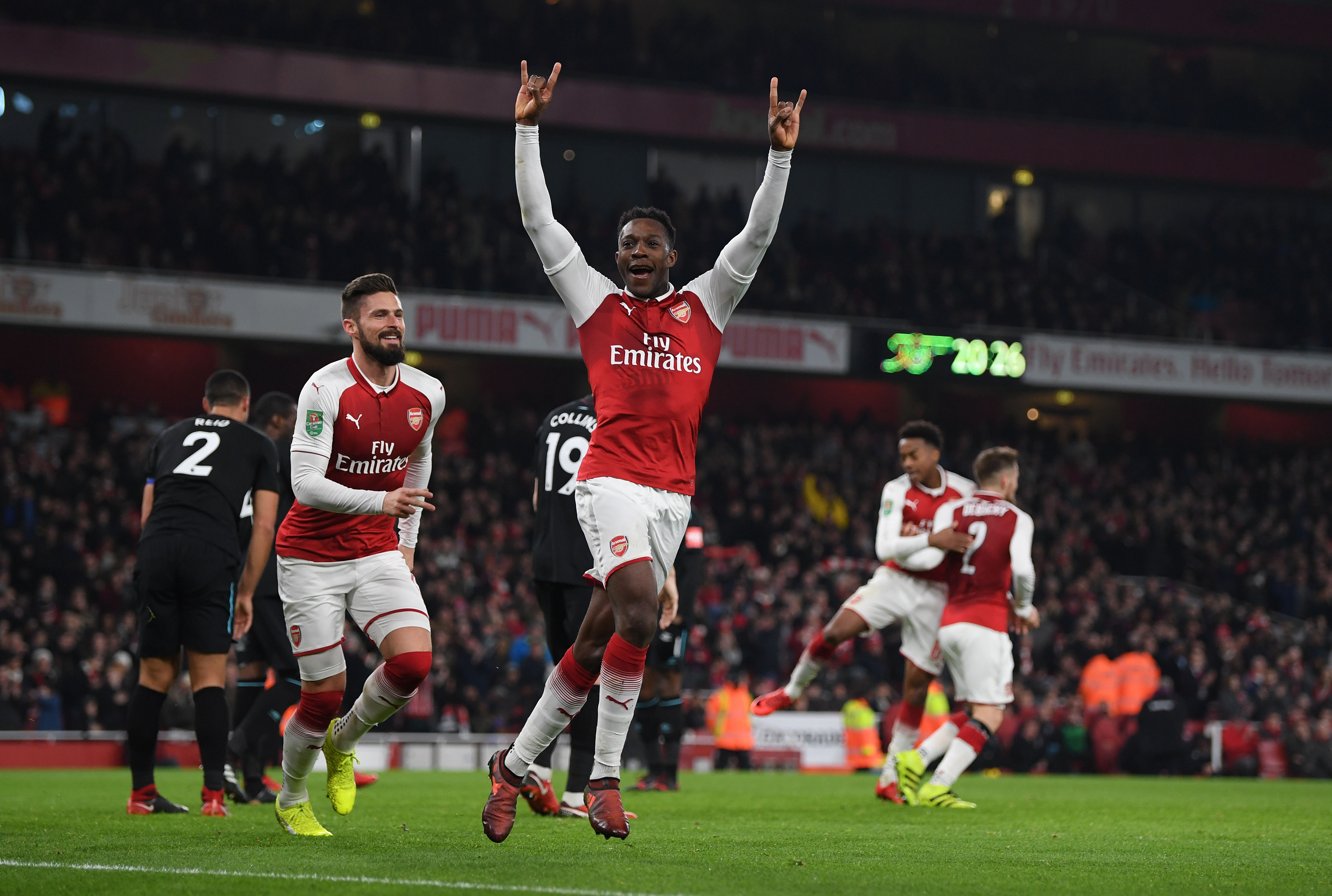 EFL Cup Round Up | Arsenal and Manchester City advance to semi-finals