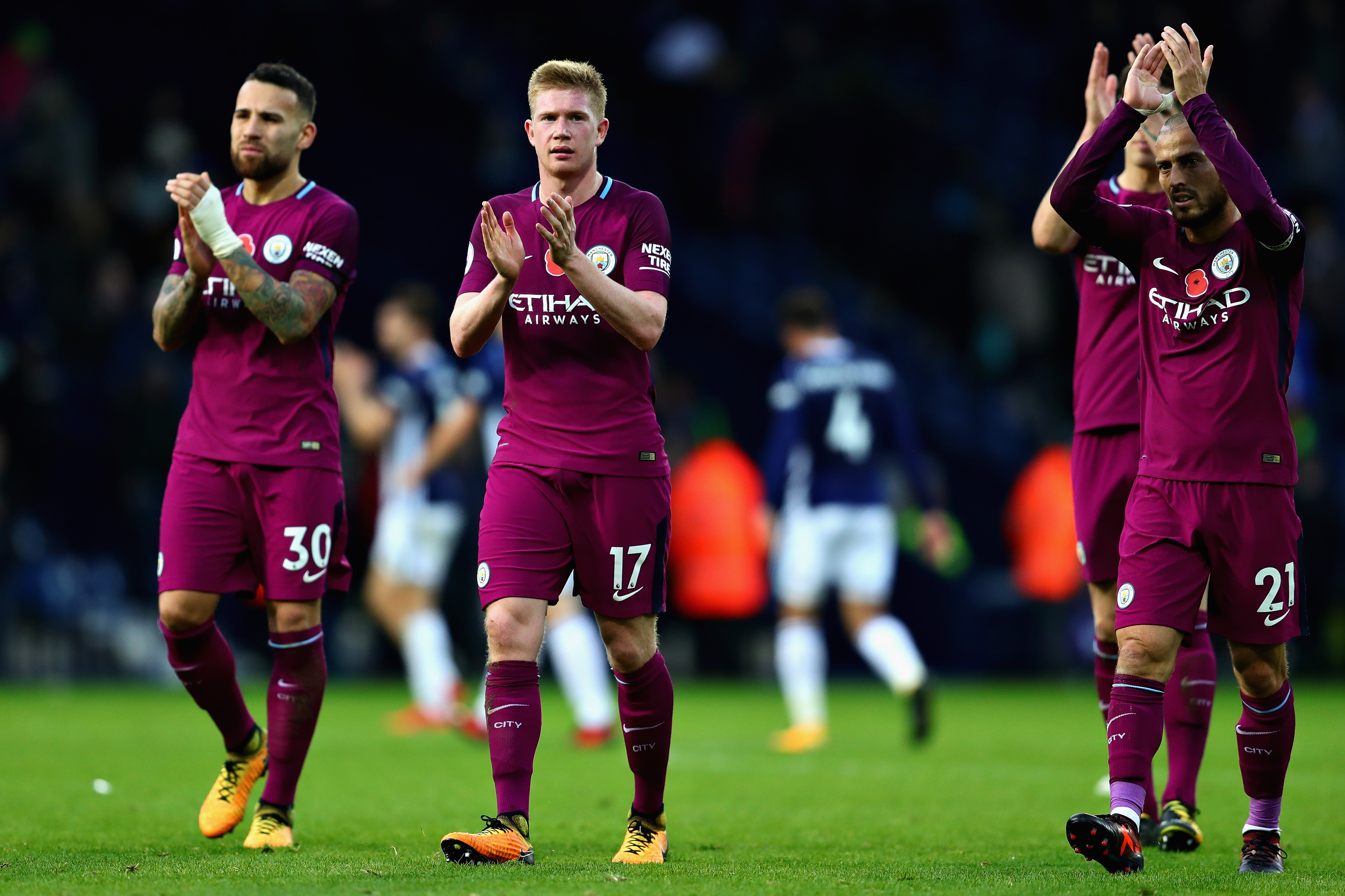 EPL Round Up | City surge on; United down Spurs 1-0