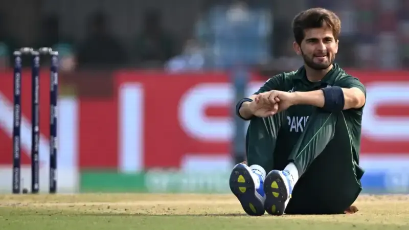 WATCH | Shaheen Afridi gets flooded with well wishes from Indian players ahead of Asia Cup