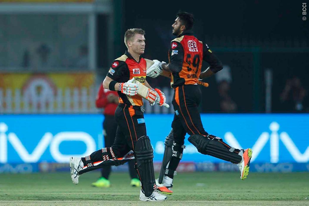 IPL 2017 | Sunrisers book playoff spot with dominating win over Gujarat