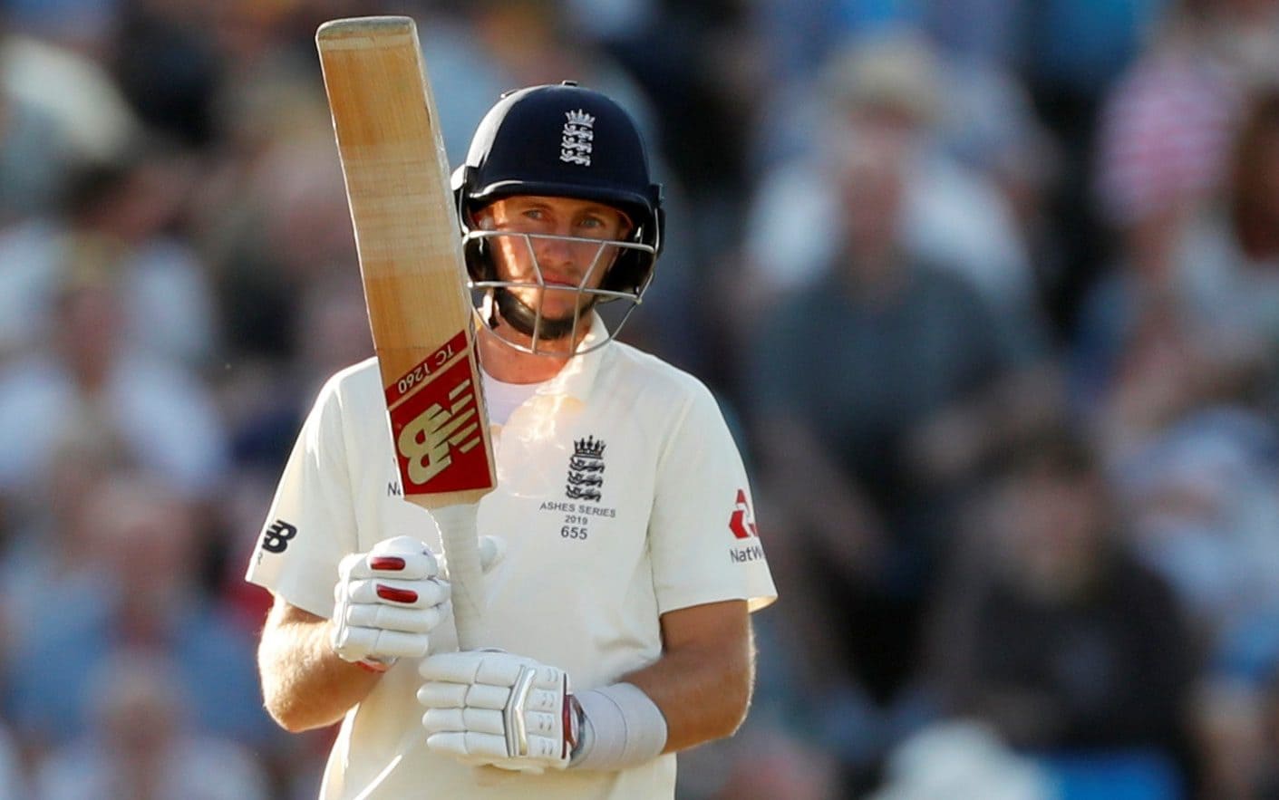 Twitter reacts to third umpire ruling Root ‘not out’ despite latter confessing to Stokes that he ‘did not hit it’