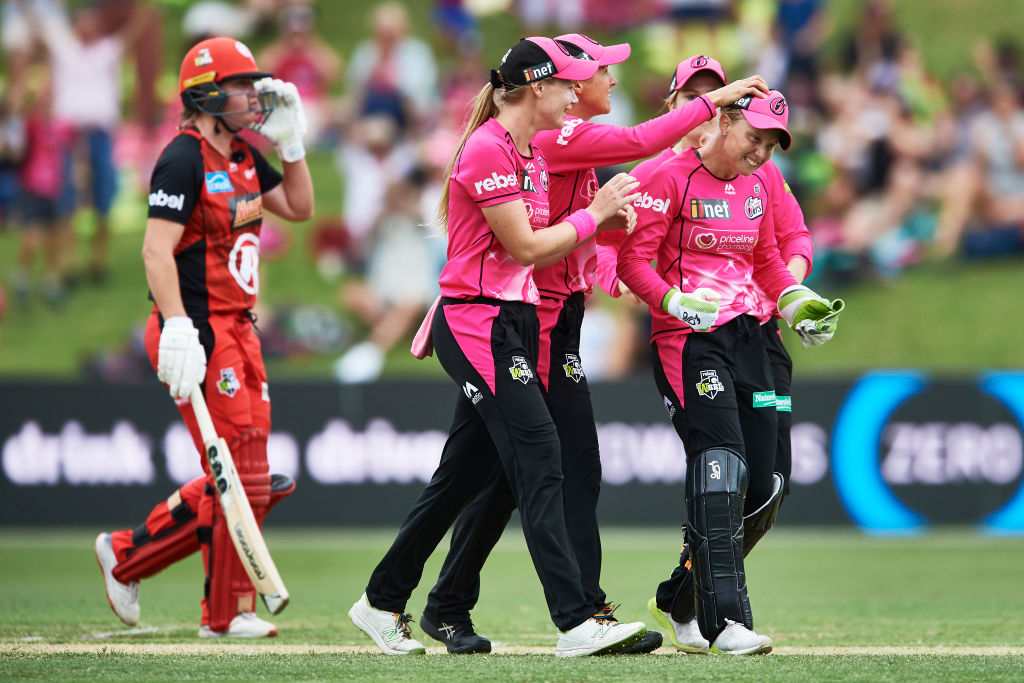 WBBL debut was crazy and felt like a dream, says Phoebe Litchfield