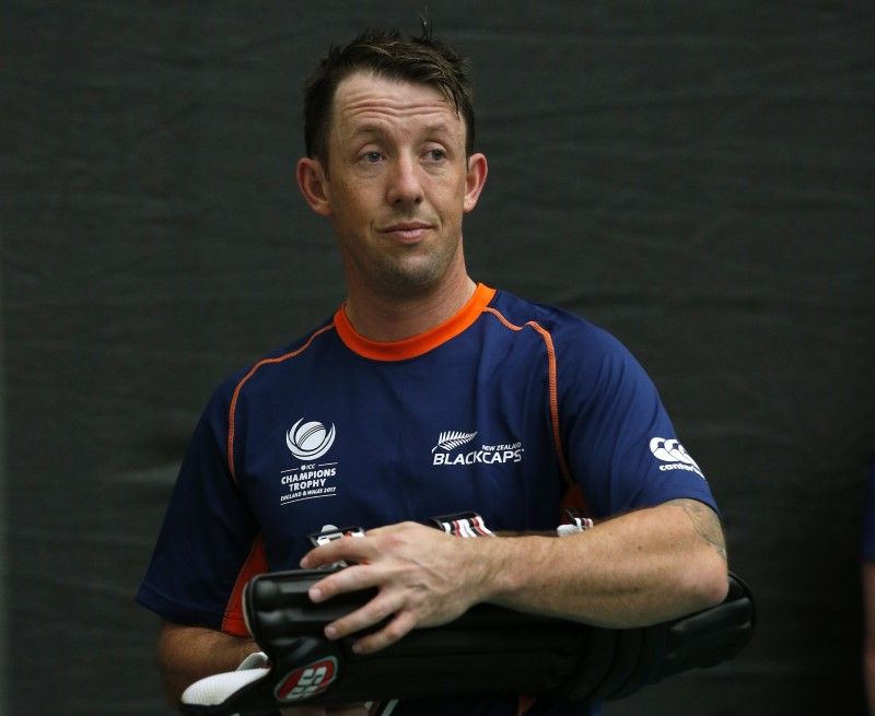 Luke Ronchi takes over from Peter Fulton to become New Zealand batting coach