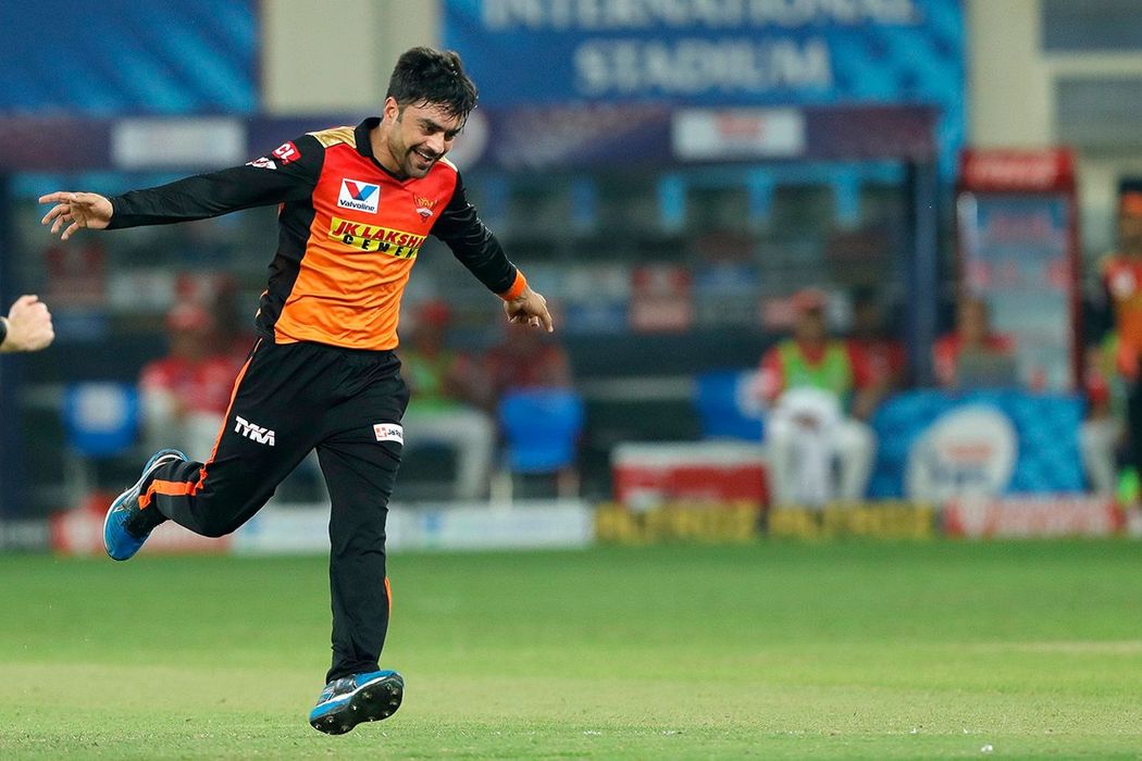 Twitter reacts to 'miserly' Rashid Khan turning the heat in Dubai with excellent spell for SRH